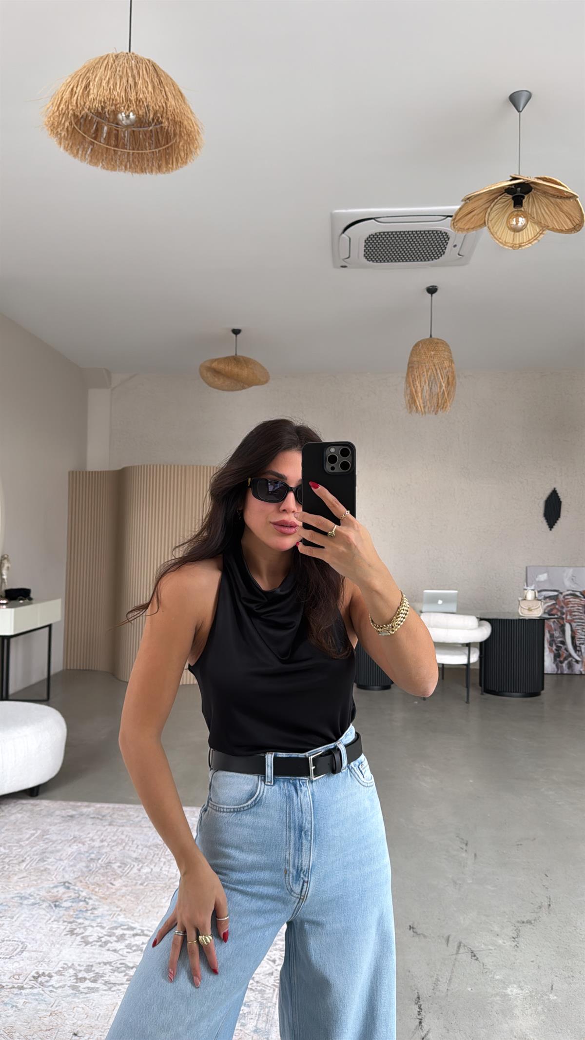 Siyah Tok Saten Degaje Bluz