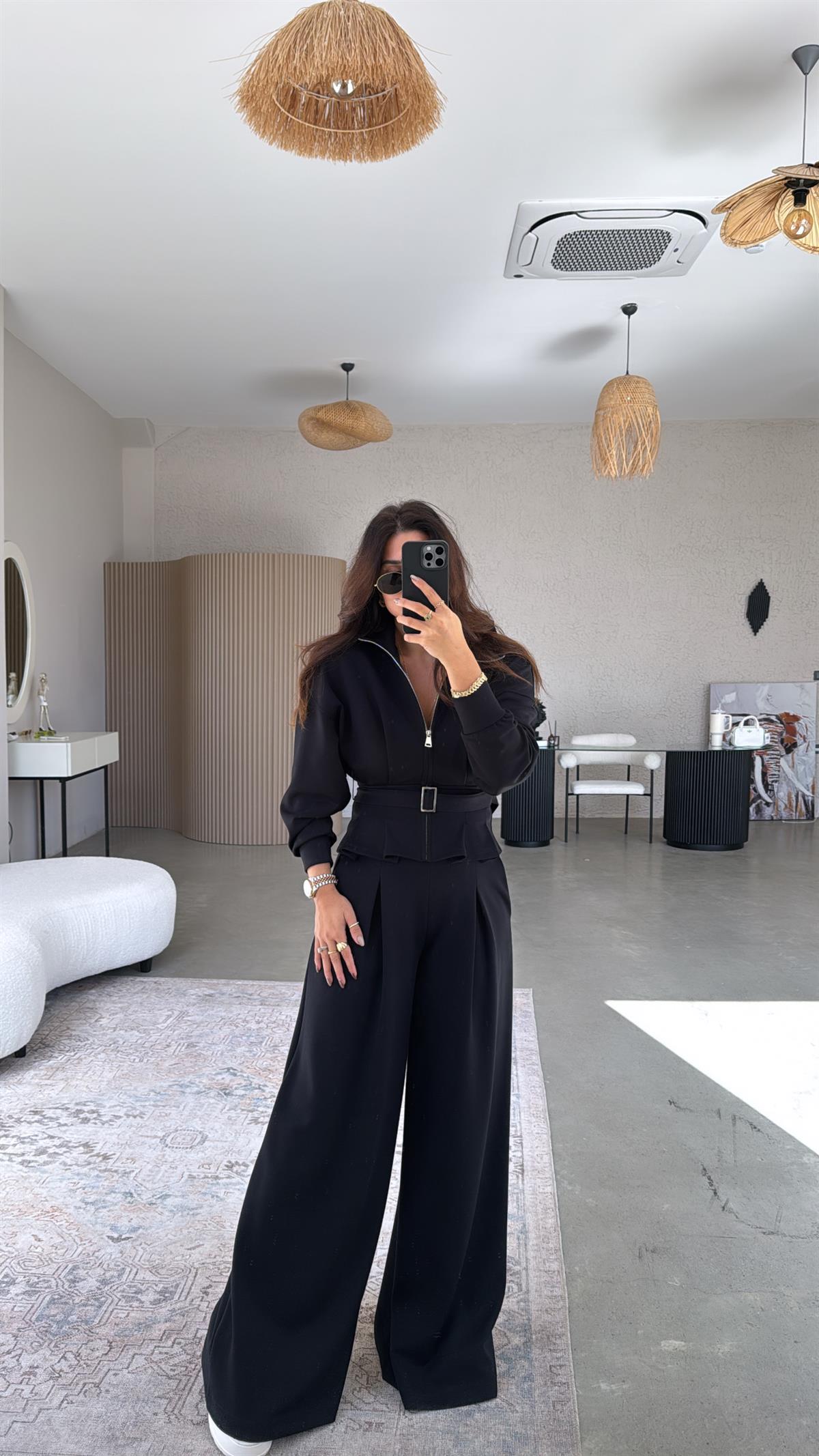 Siyah Tokalı Ceketli Pantolon Takım