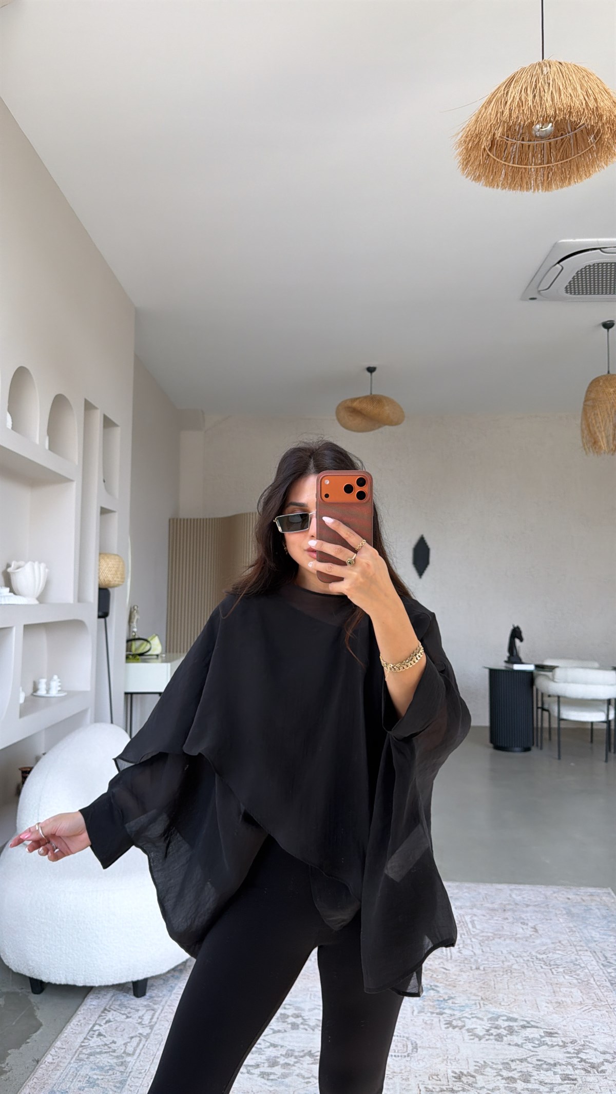 Siyah Transparan Pelerin