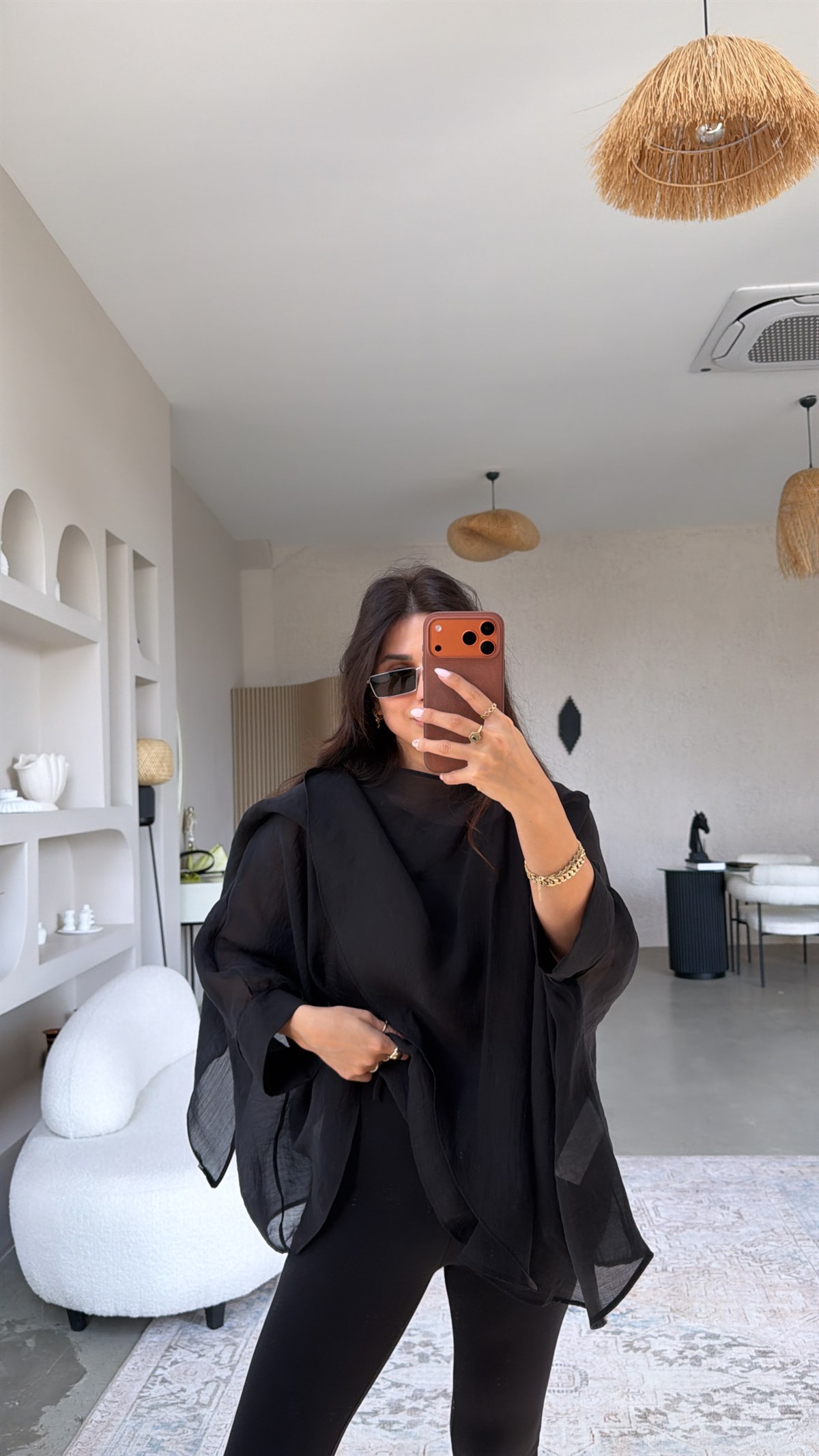 Siyah Transparan Pelerin