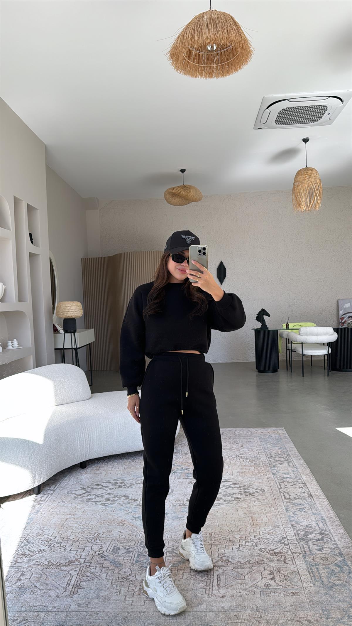 Siyah Üç İplik Şardonlu Eşofman Takımı