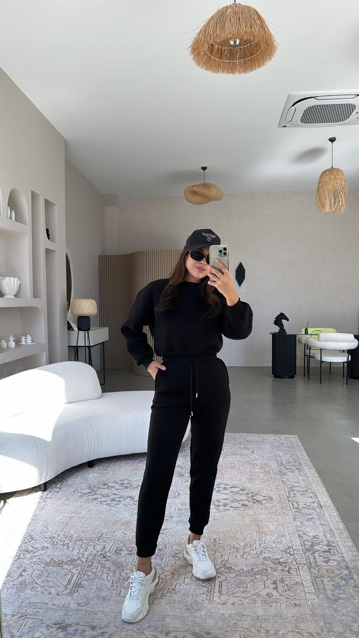 Siyah Üç İplik Şardonlu Eşofman Takımı