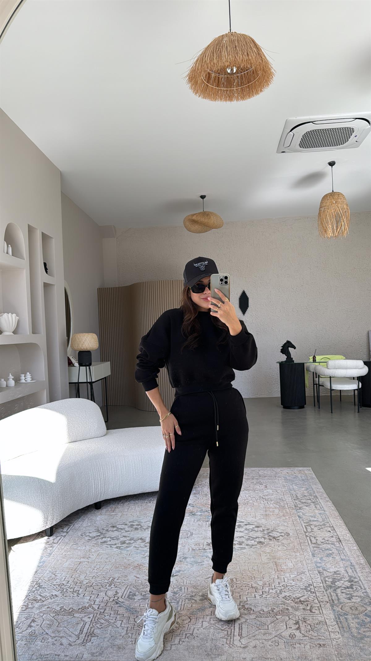 Siyah Üç İplik Şardonlu Eşofman Takımı