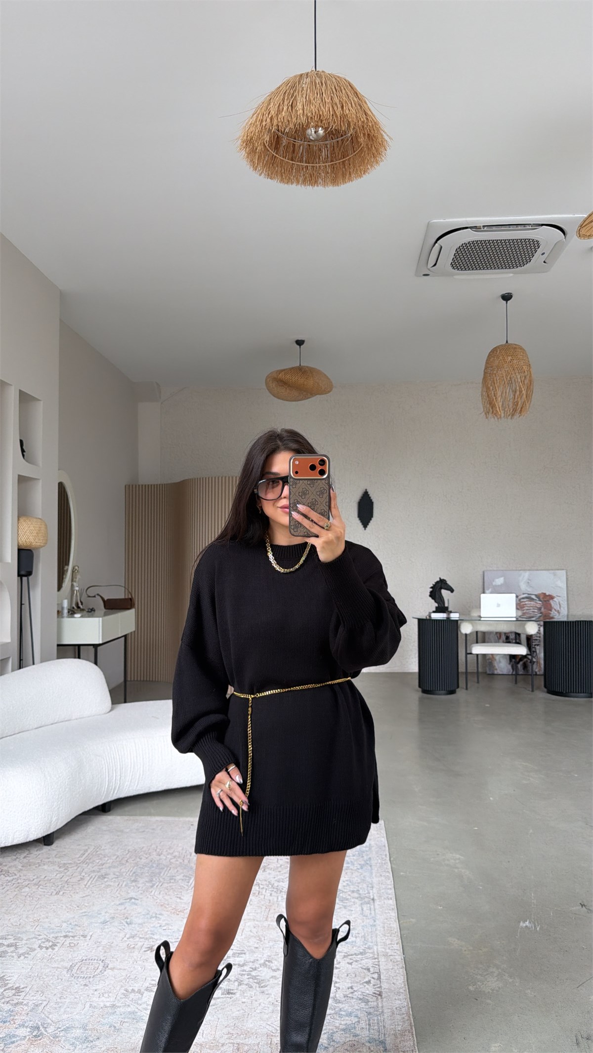 Siyah Uzun Oversize Yanları Yırtmaçlı Triko