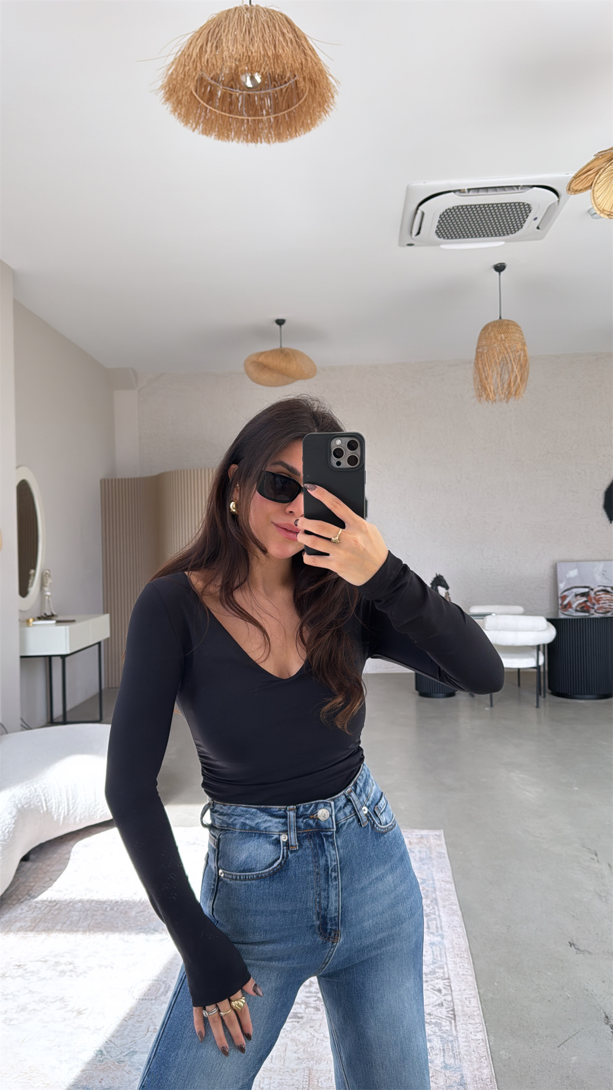 Siyah V Yaka Polyamid Bodysuit