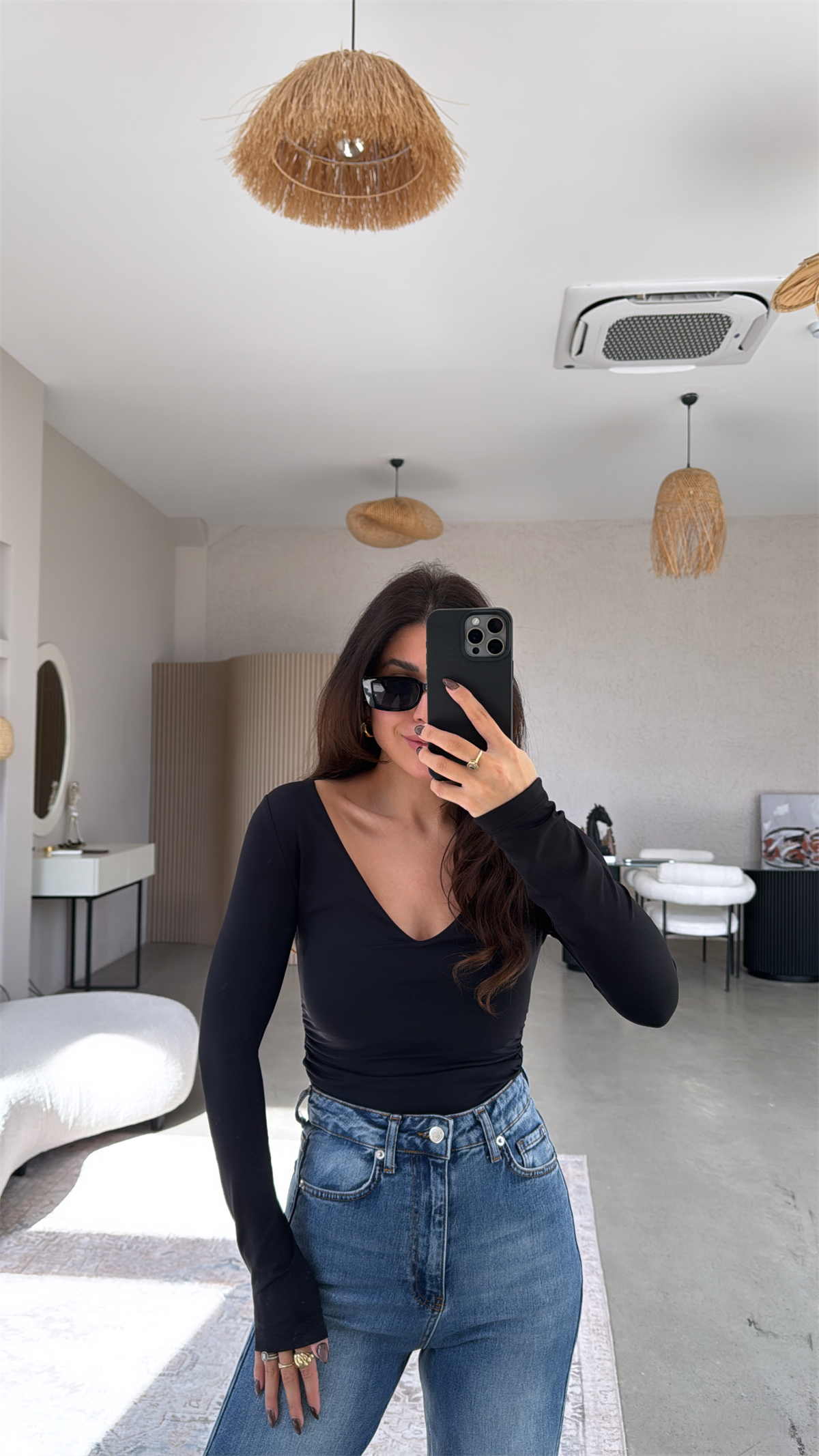 Siyah V Yaka Polyamid Bodysuit