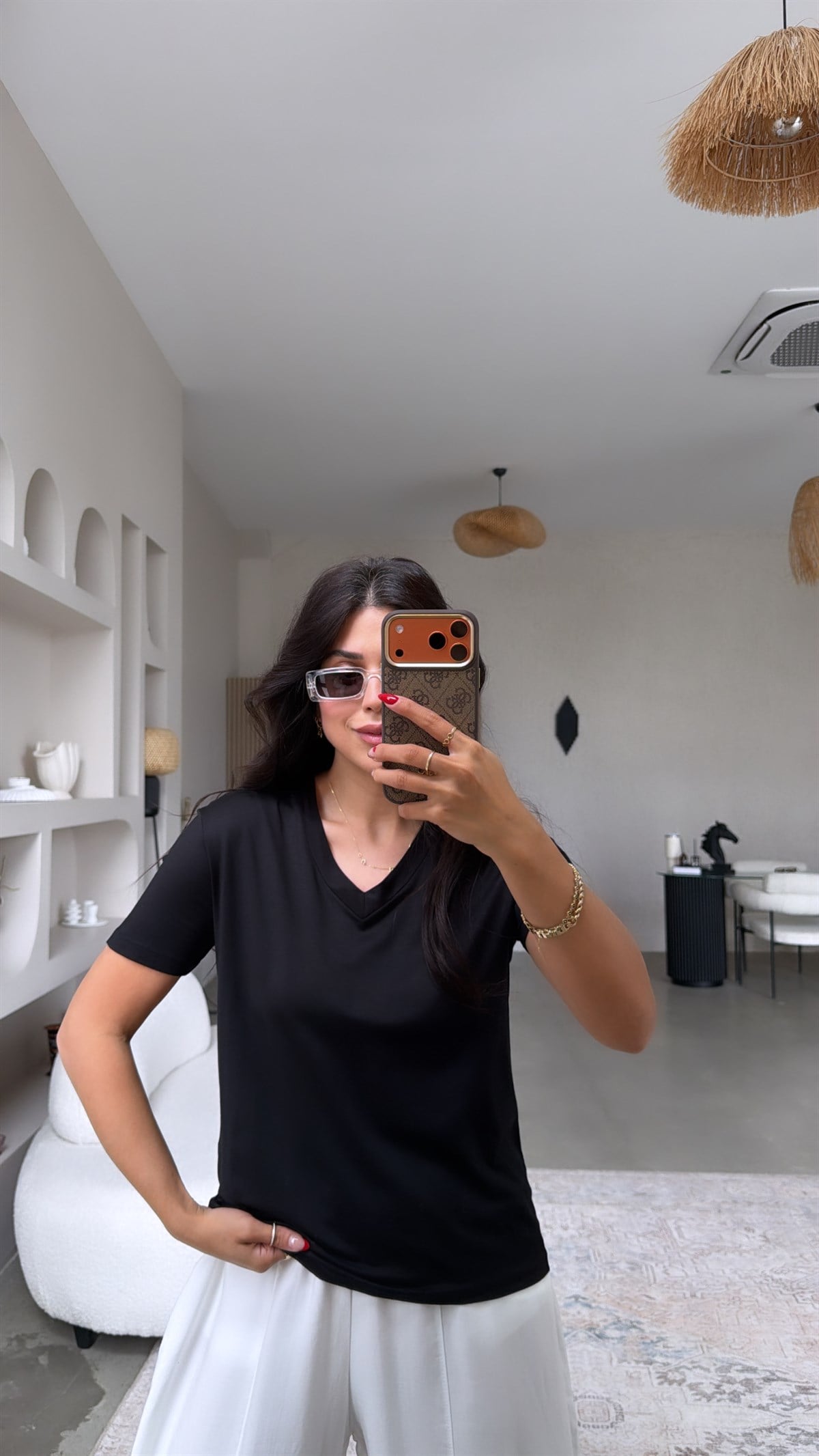 Siyah V Yaka Viskon Basic Tshirt