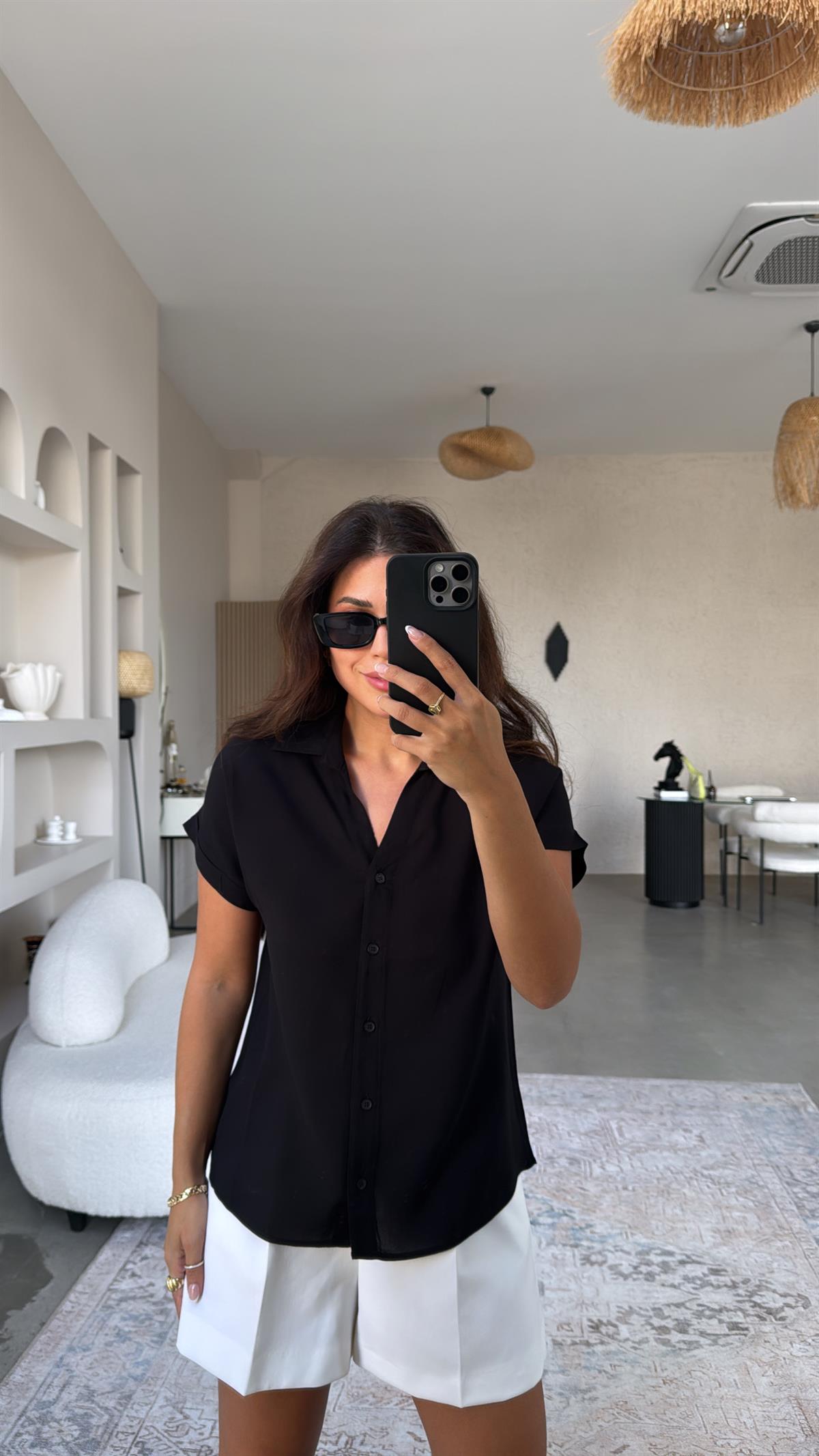 Siyah Viskon Kısa Kol Gömlek