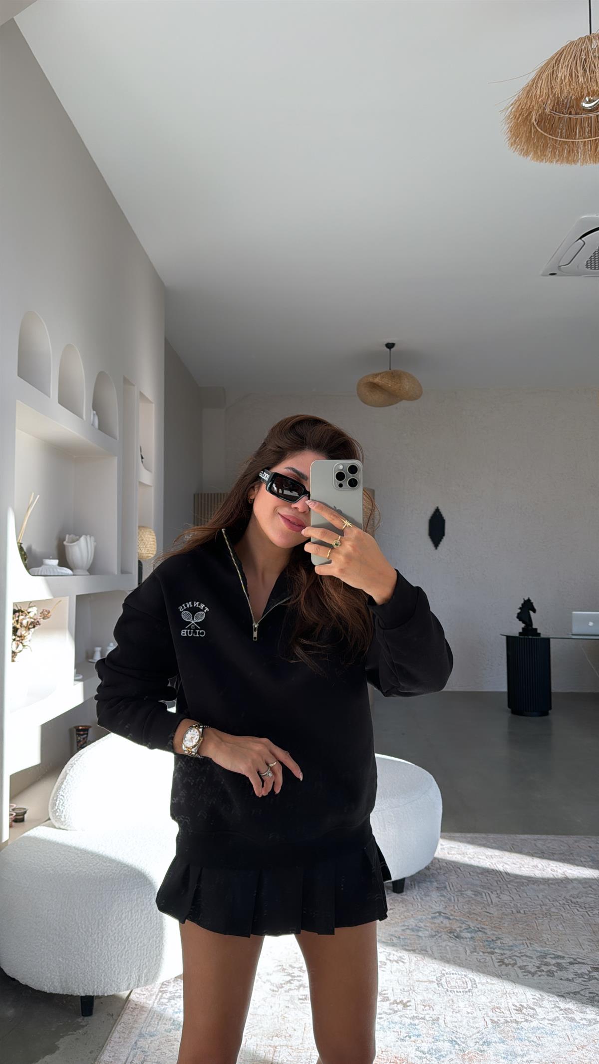 Siyah Yakası Fermuarlı Tenis Sweatshirt