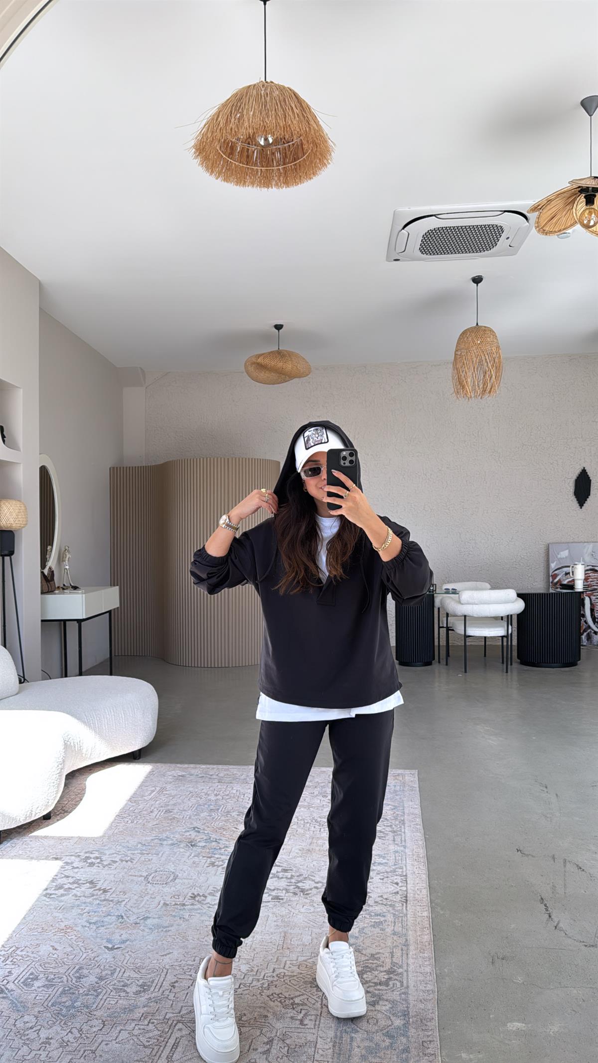 Siyah Yarım Fermuarlı Scuba Takım