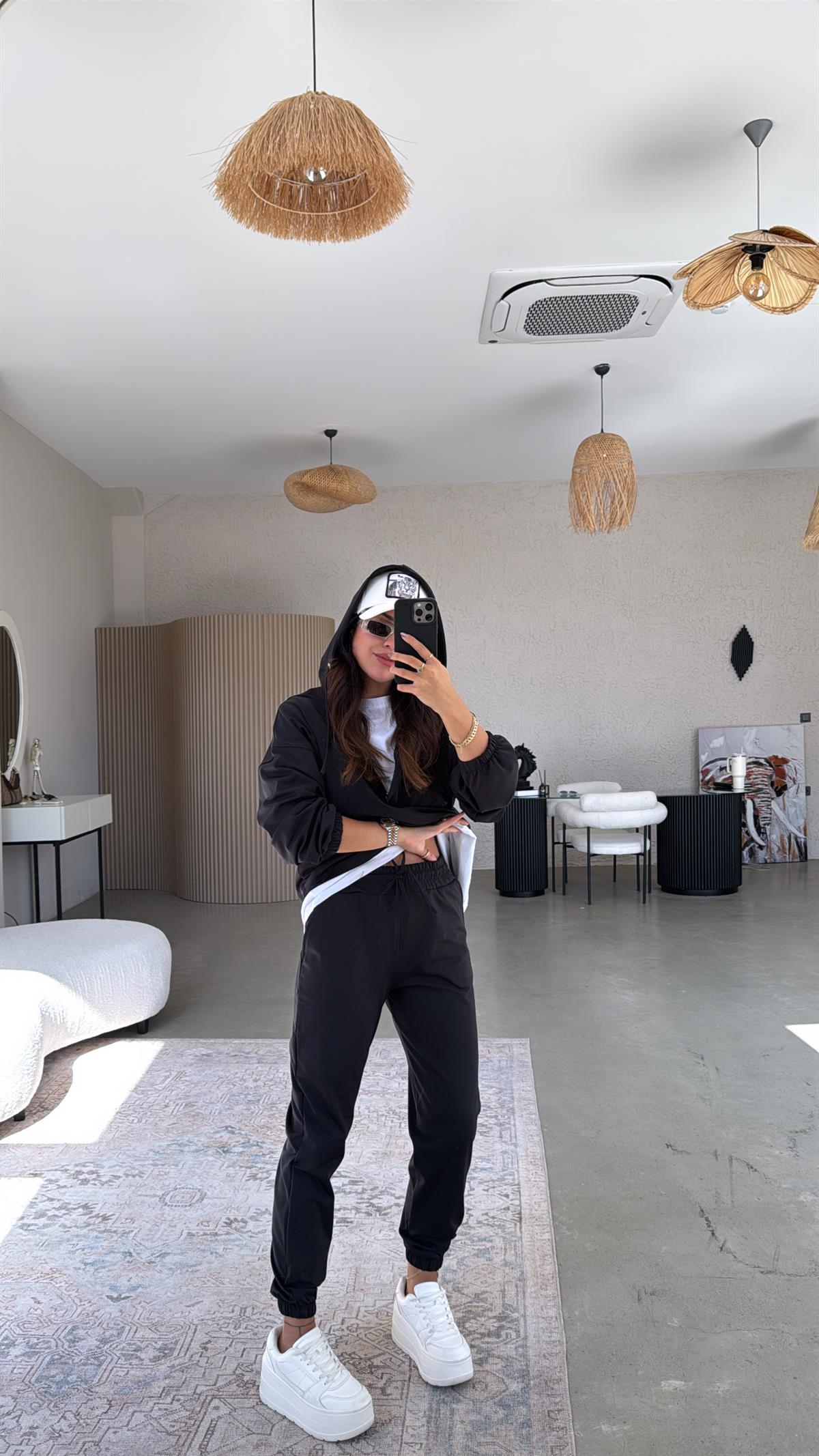 Siyah Yarım Fermuarlı Scuba Takım