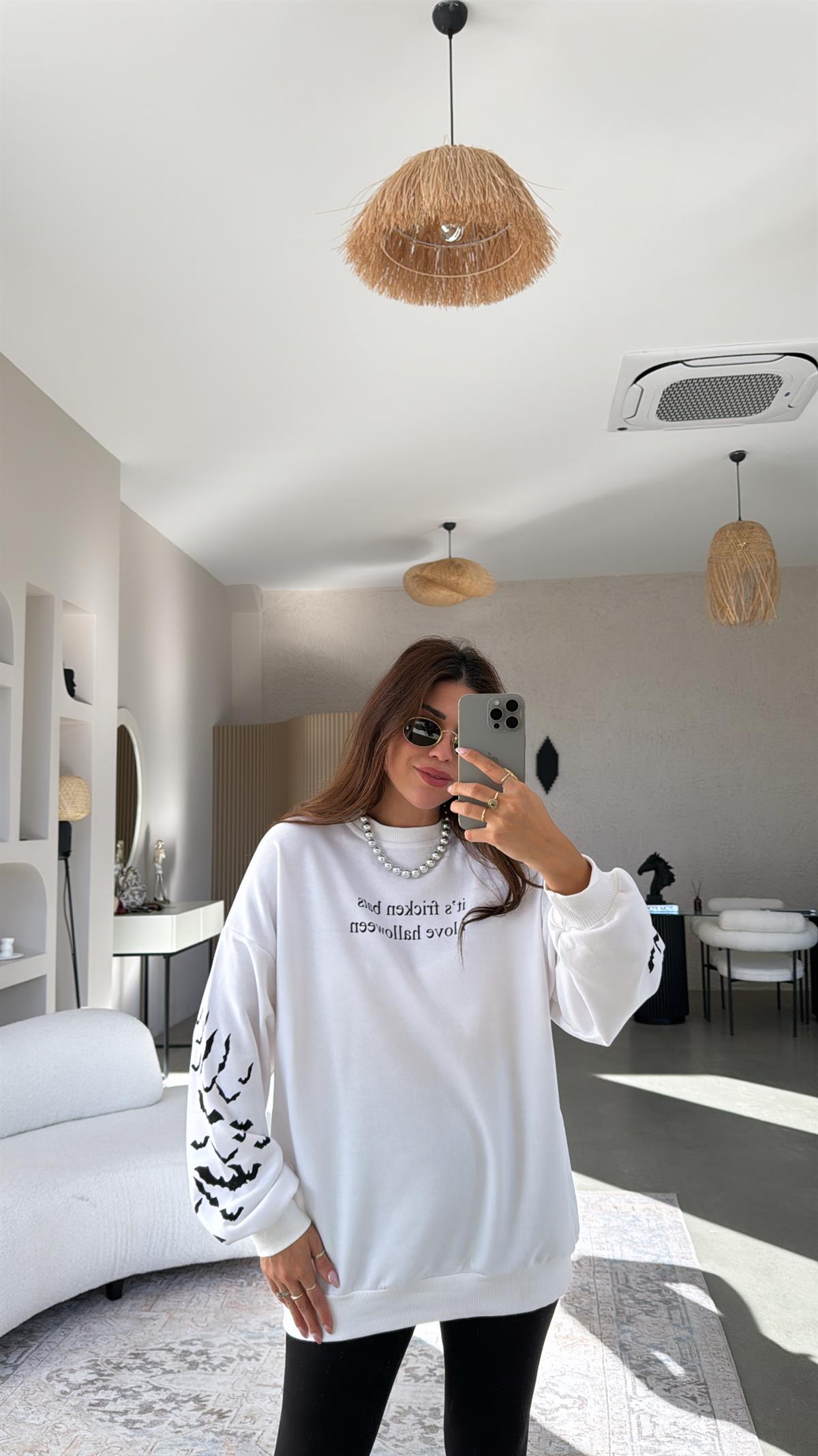 Siyah Yazılı Beyaz İki İplik Sweatshirt