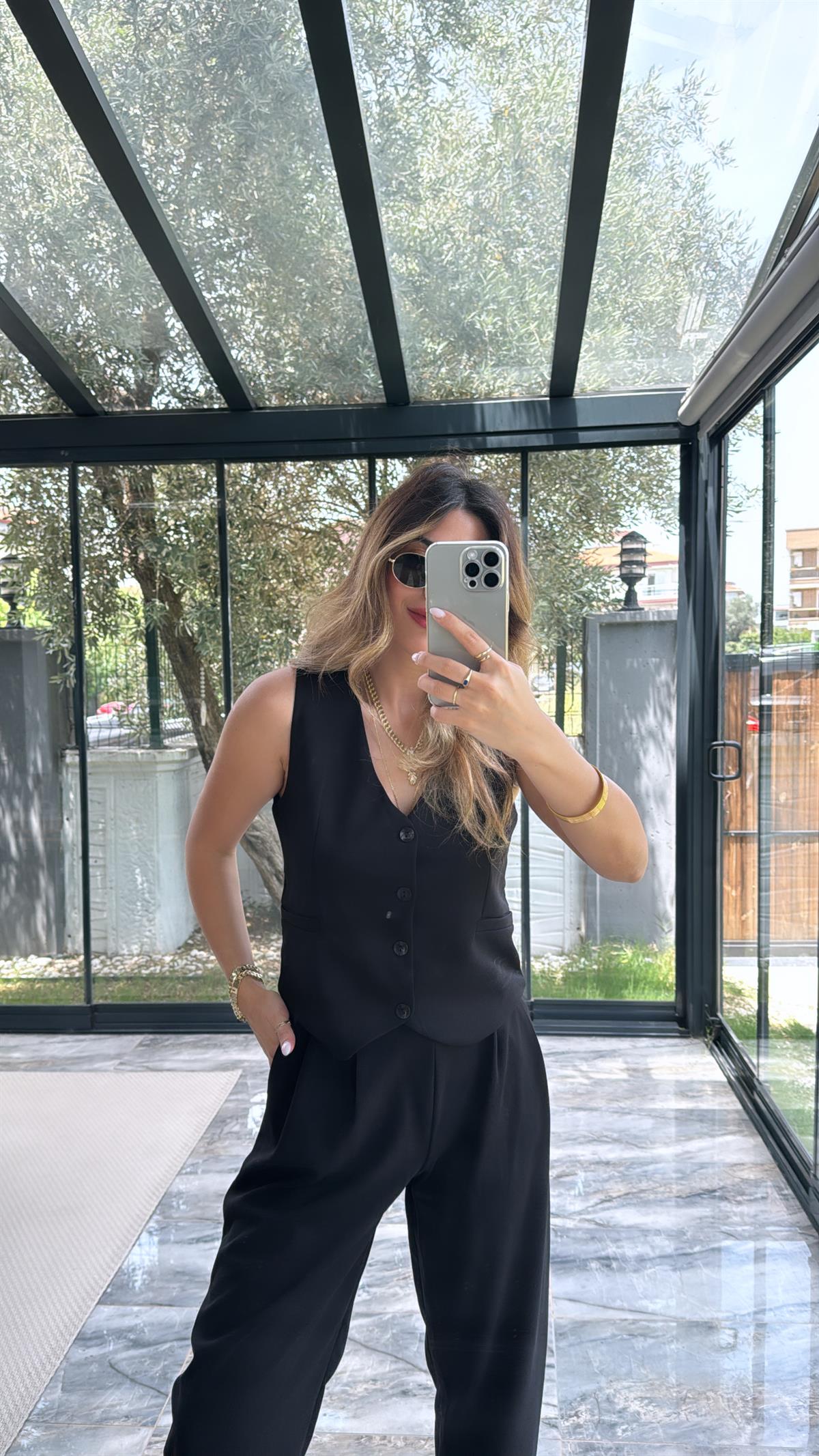 Siyah Yelek Pantolon Kumaş Takım