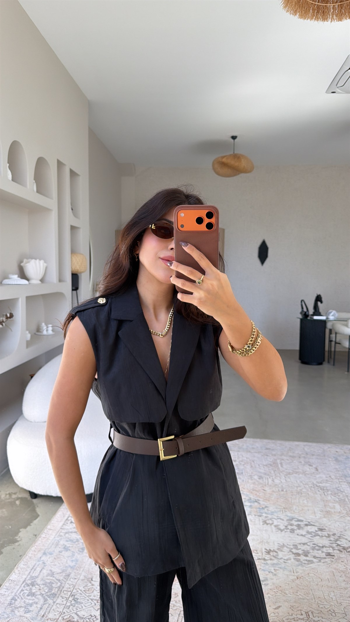 Siyah Yelekli Kemerli Takım