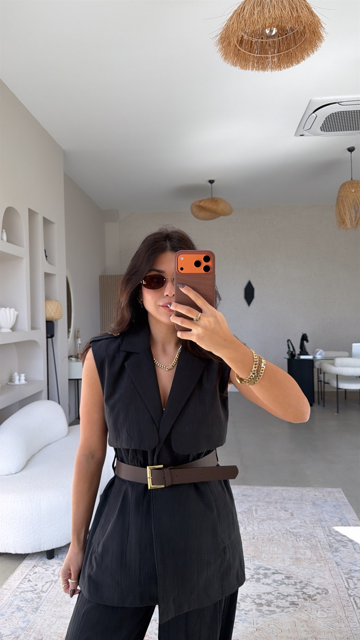 Siyah Yelekli Kemerli Takım