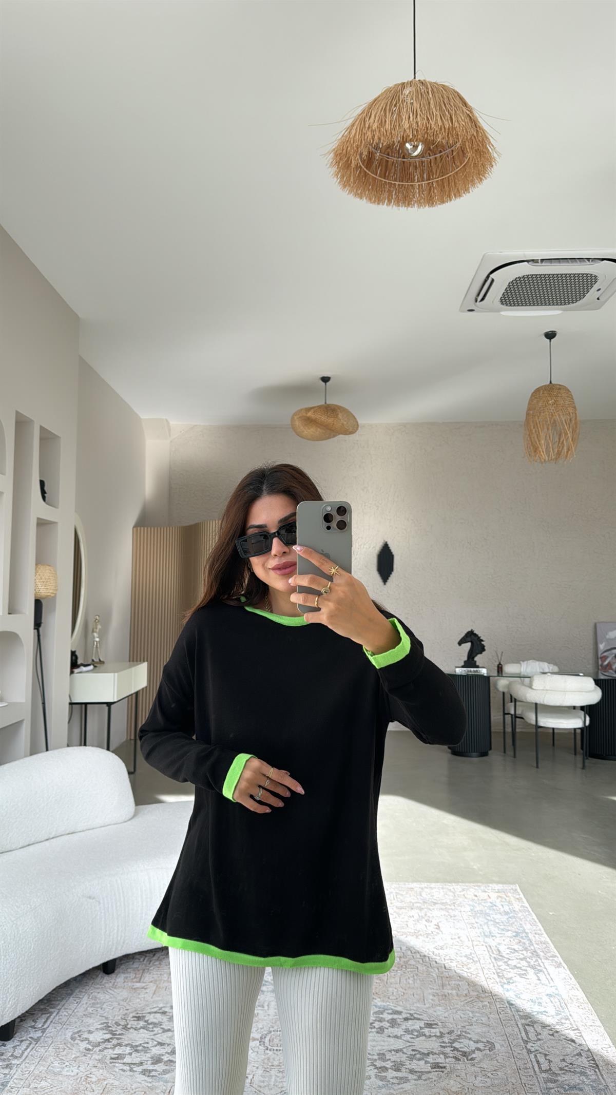 Siyah Yeşil Biyeli Triko