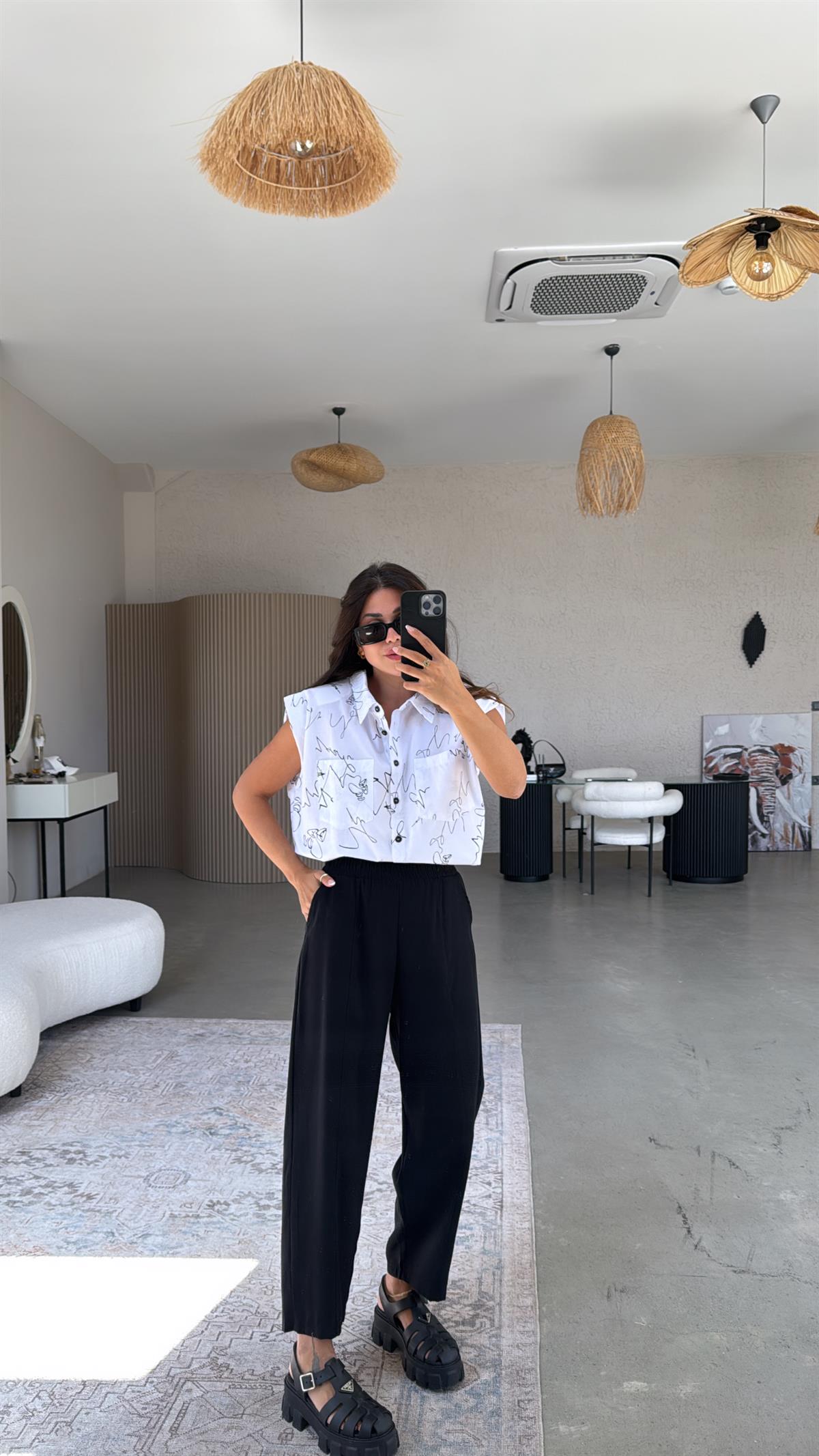 Siyah Yıkamalı Beli Lastikli Kumaş Pantolon