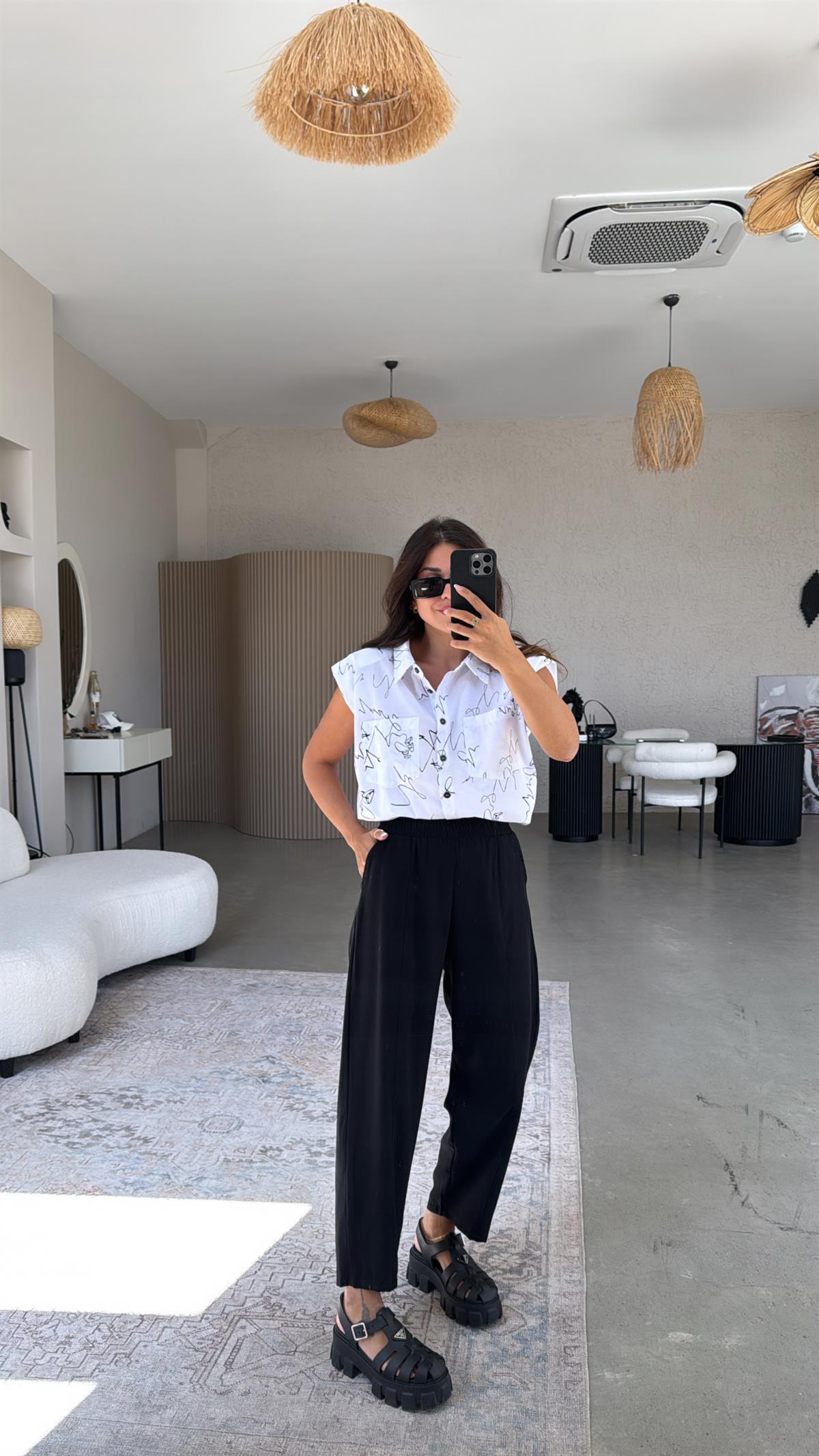 Siyah Yıkamalı Beli Lastikli Kumaş Pantolon