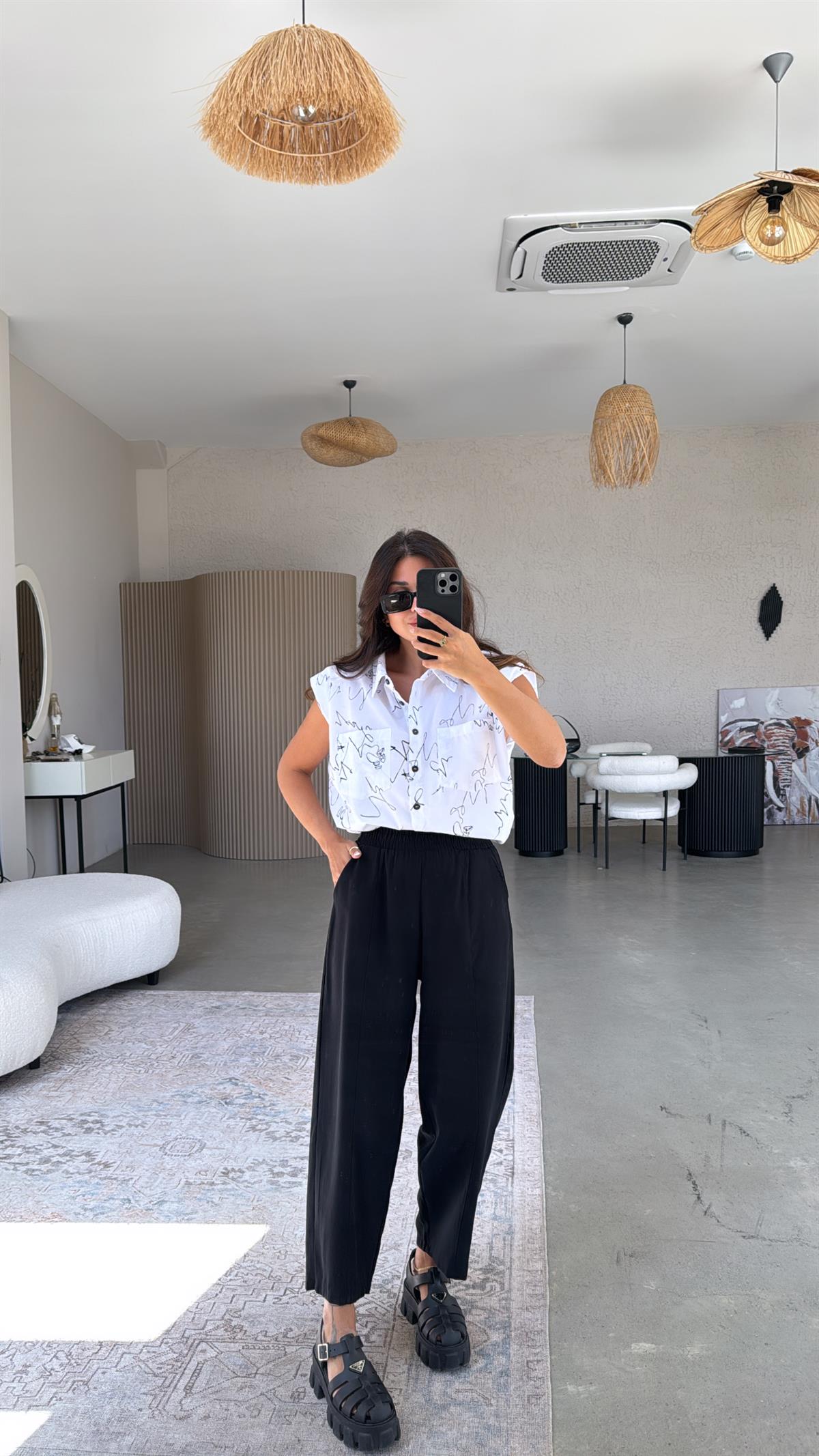 Siyah Yıkamalı Beli Lastikli Kumaş Pantolon