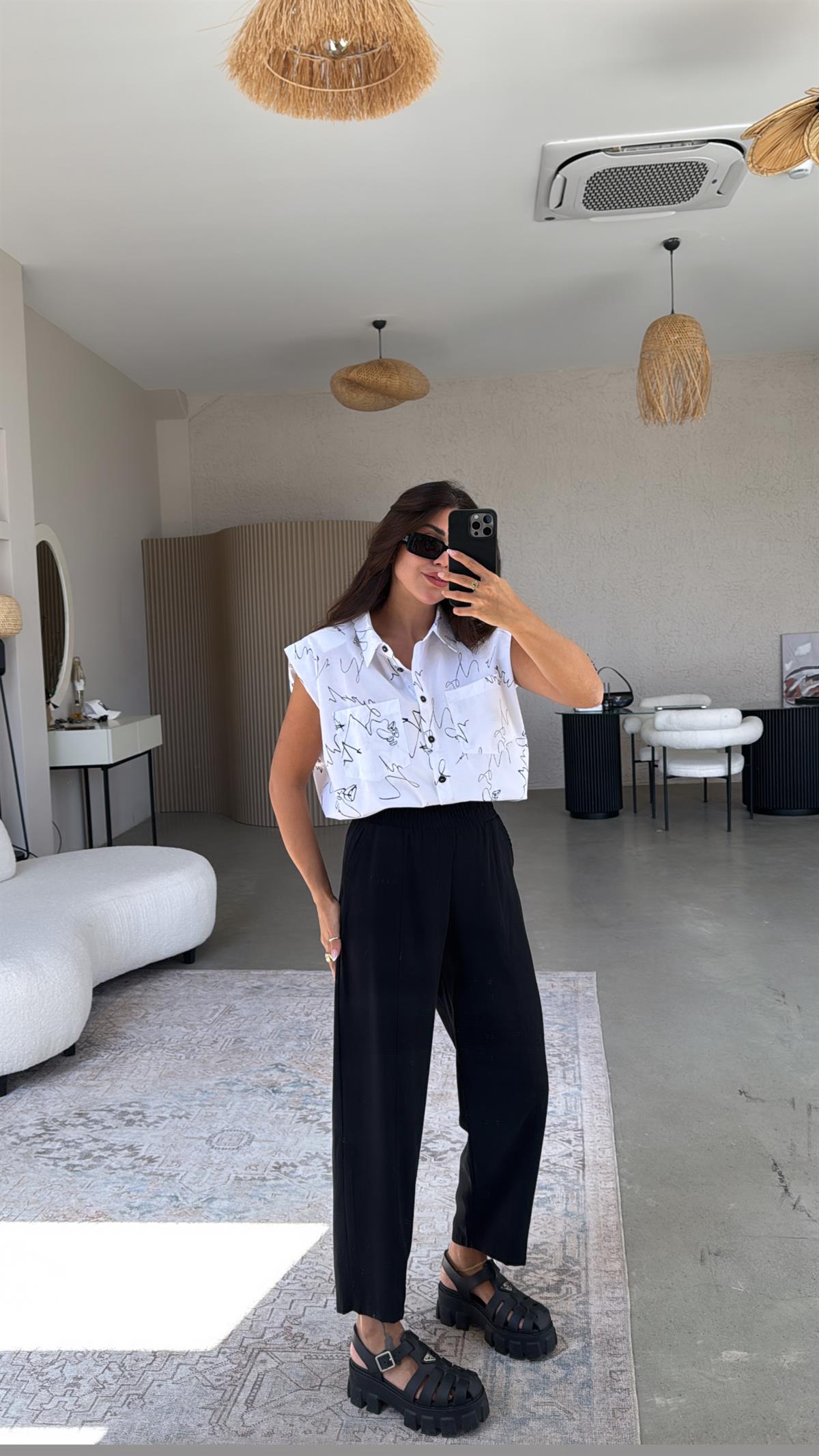 Siyah Yıkamalı Beli Lastikli Kumaş Pantolon