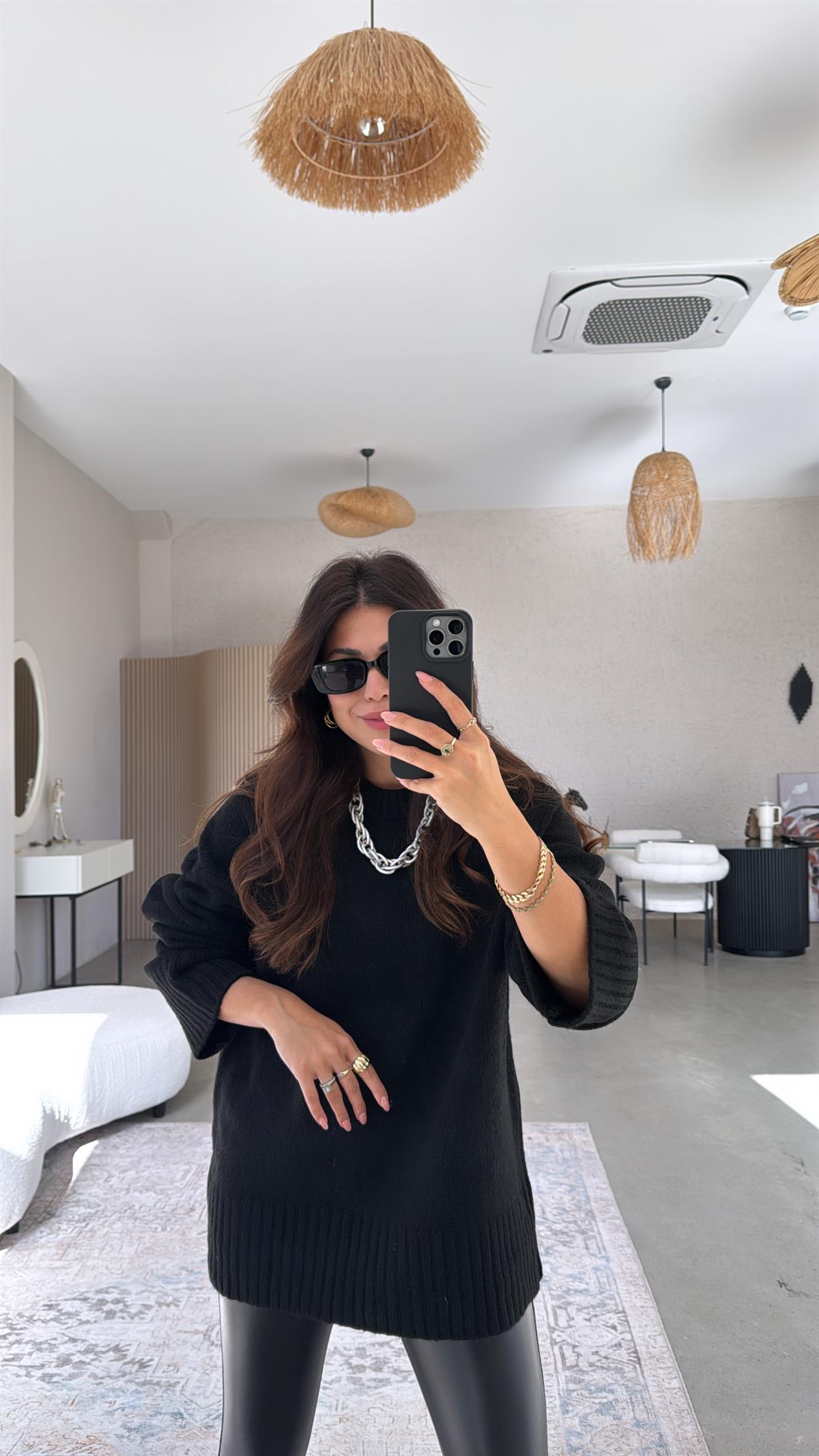 Siyah Yumoş Bisiklet Yaka Basic Kazak