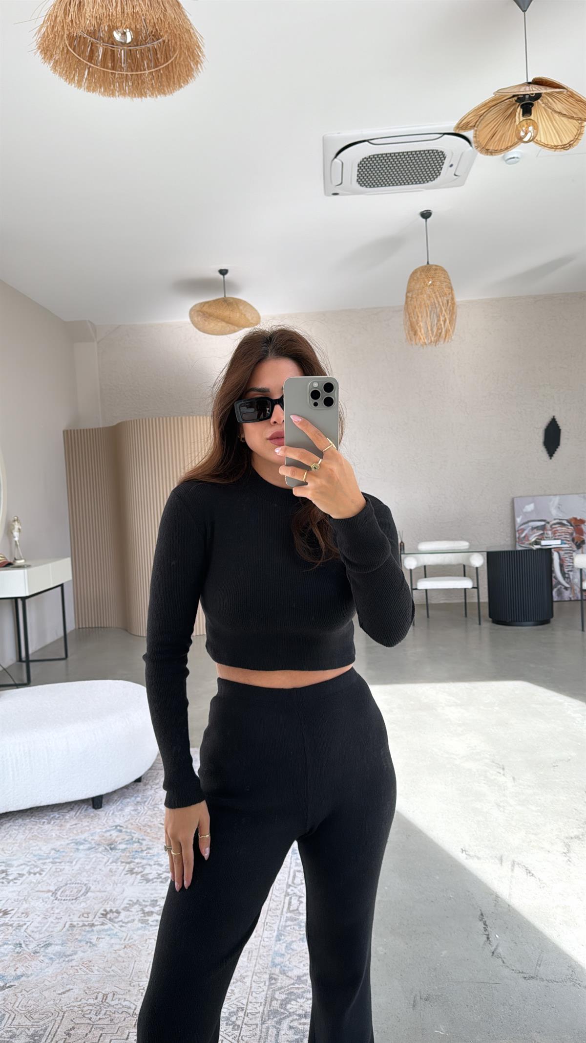 Siyah Yün Karışımlı Ev Takım