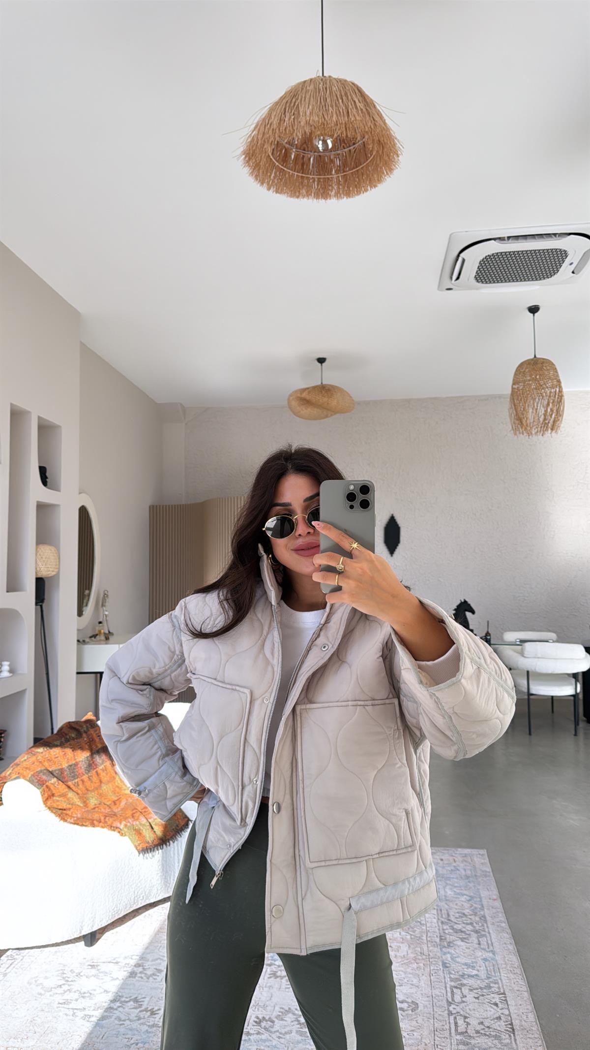 Taş Rengi Kapitone Mont