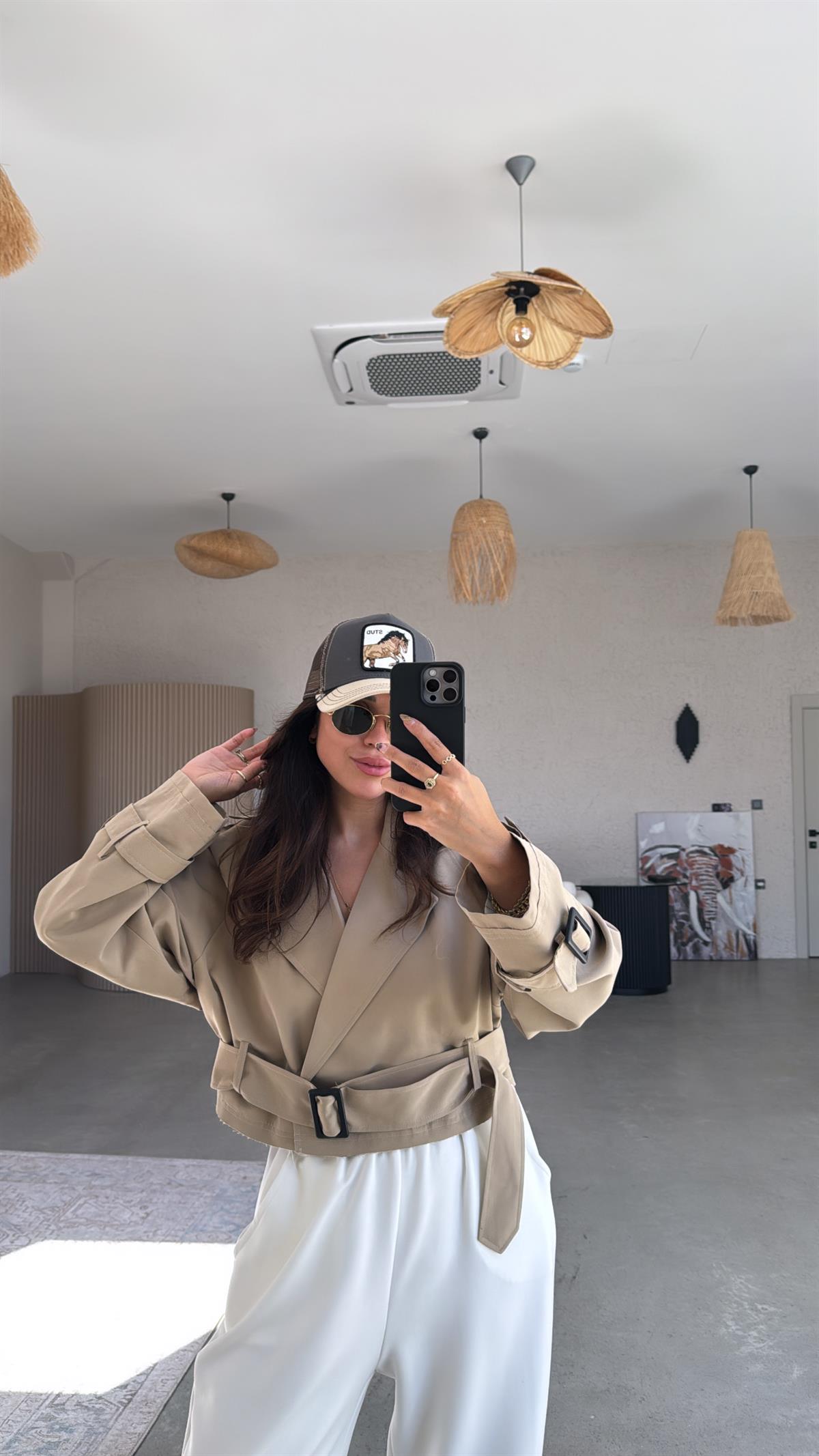 Taş Rengi Premium Kısa Trenç