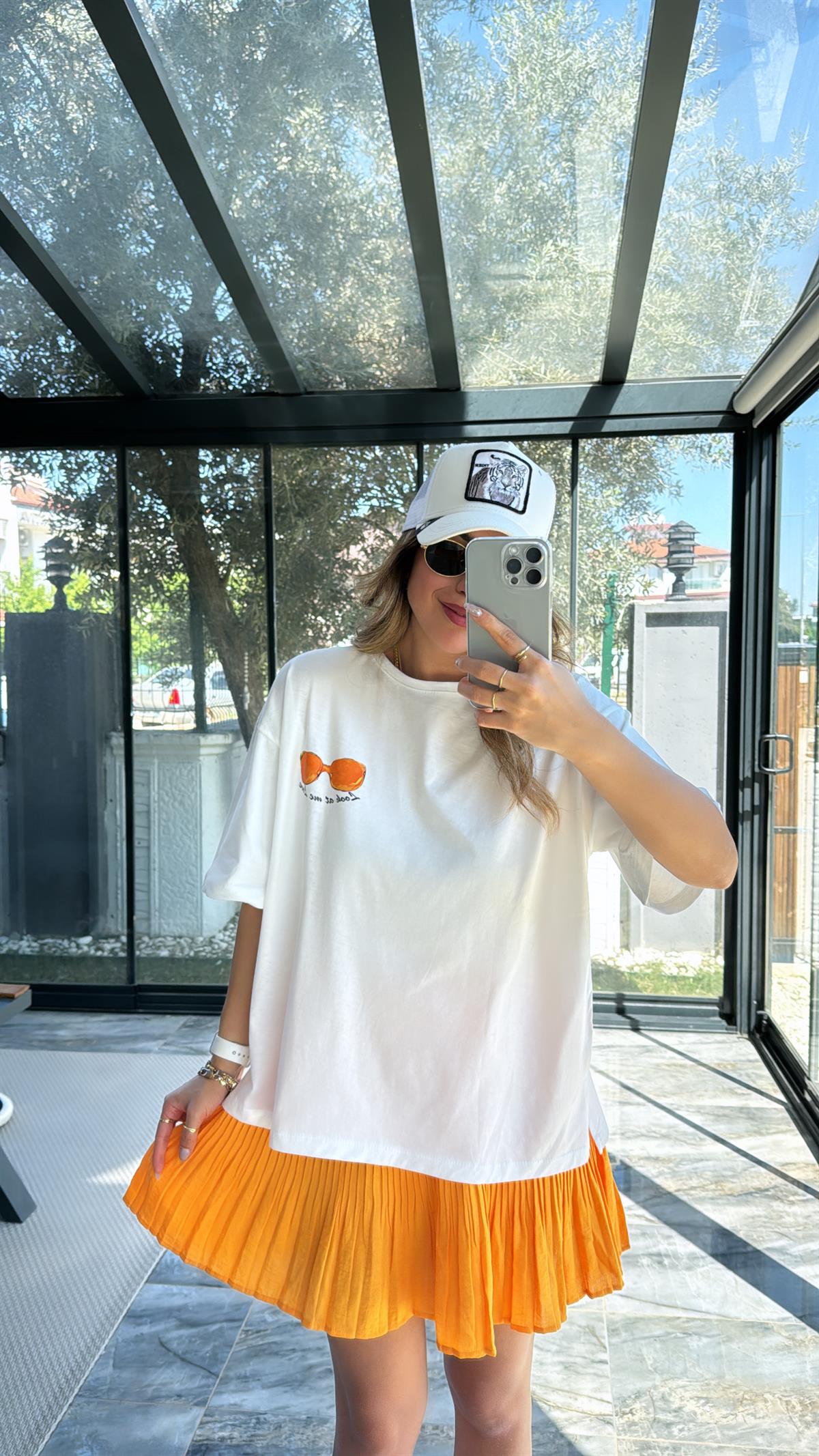 Turuncu Gözlük Baskılı Pamuklu Tshirt