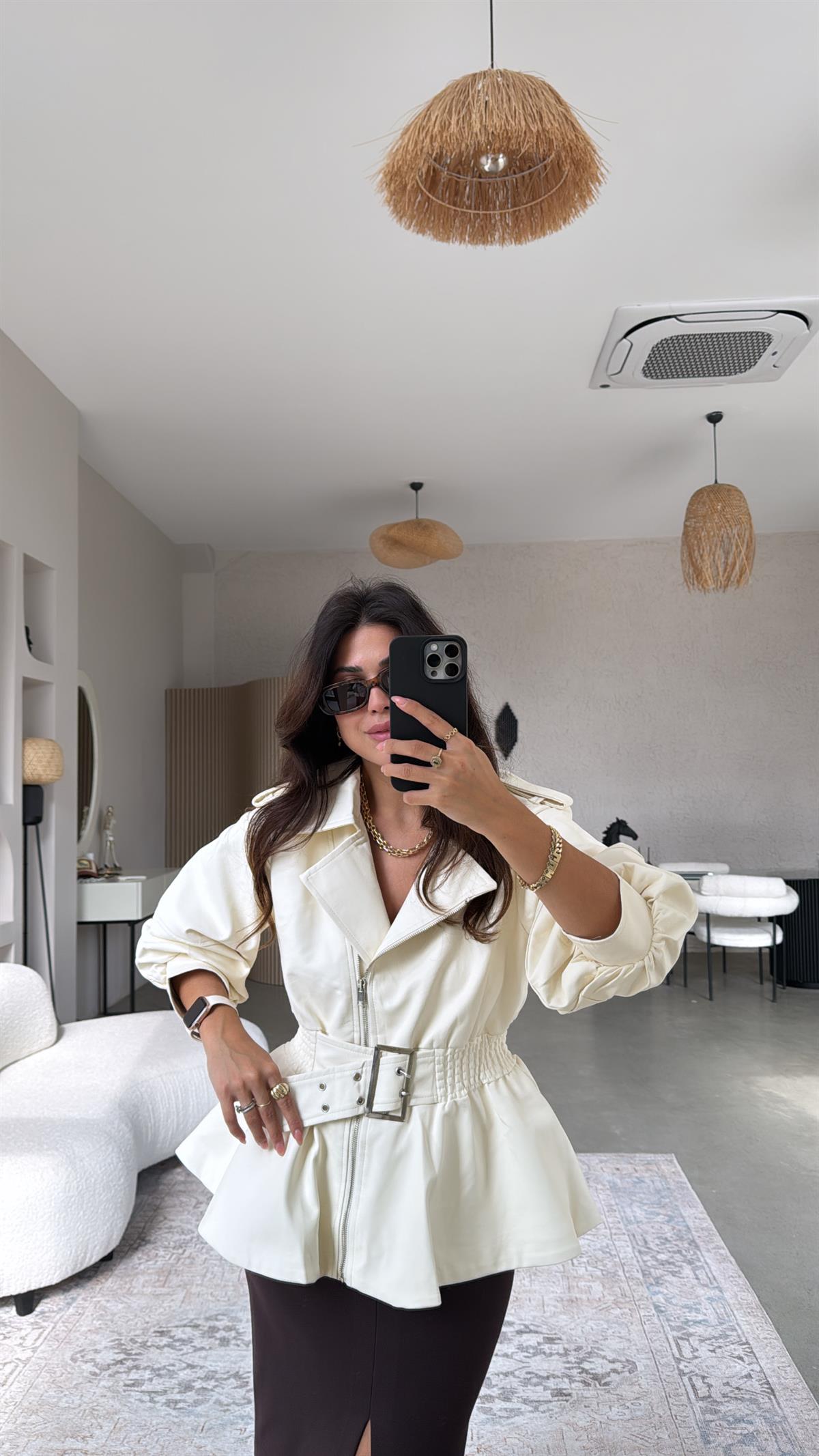 Vanilya Premium Volanlı Kemerli Deri Ceket