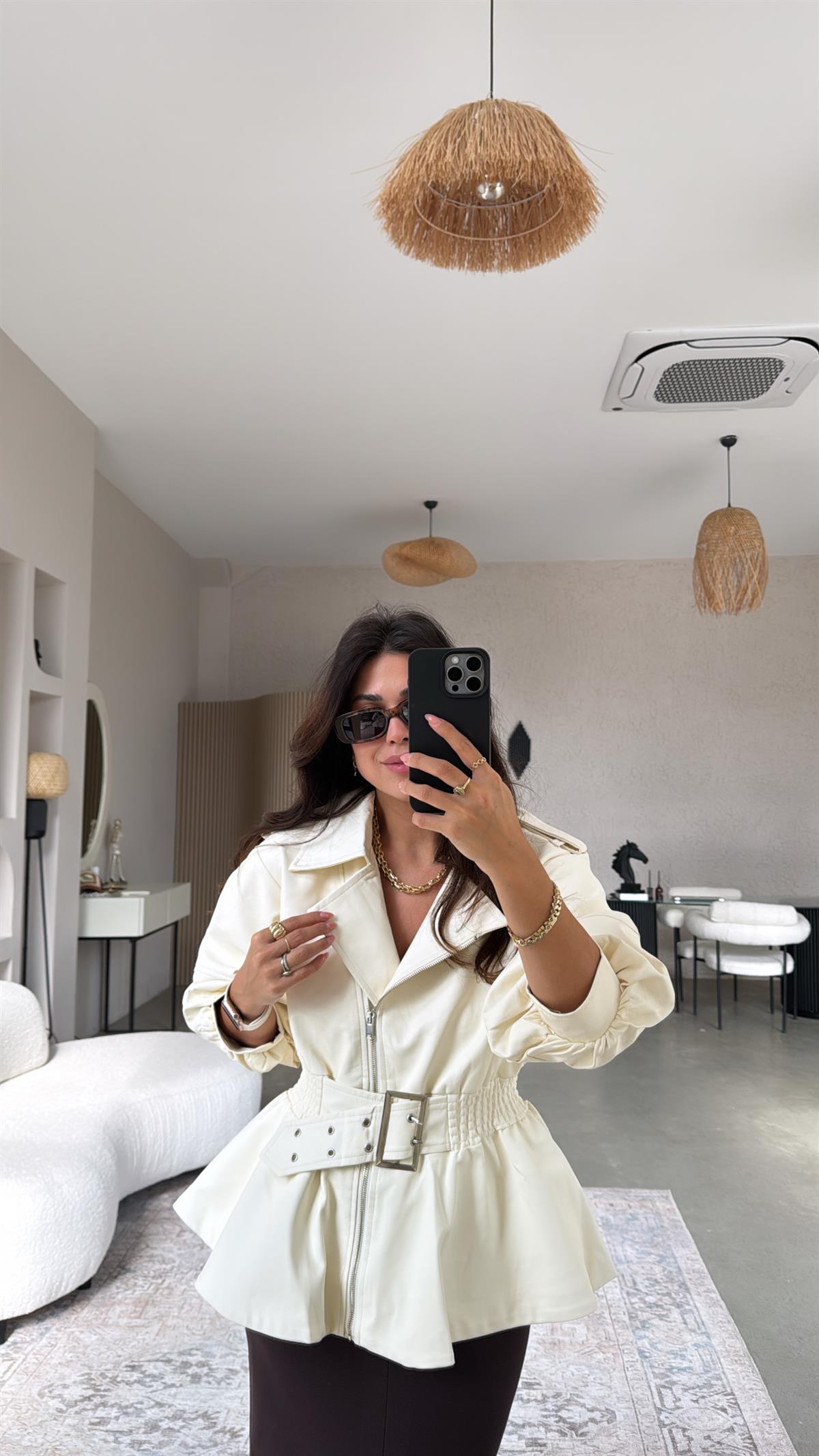 Vanilya Premium Volanlı Kemerli Deri Ceket