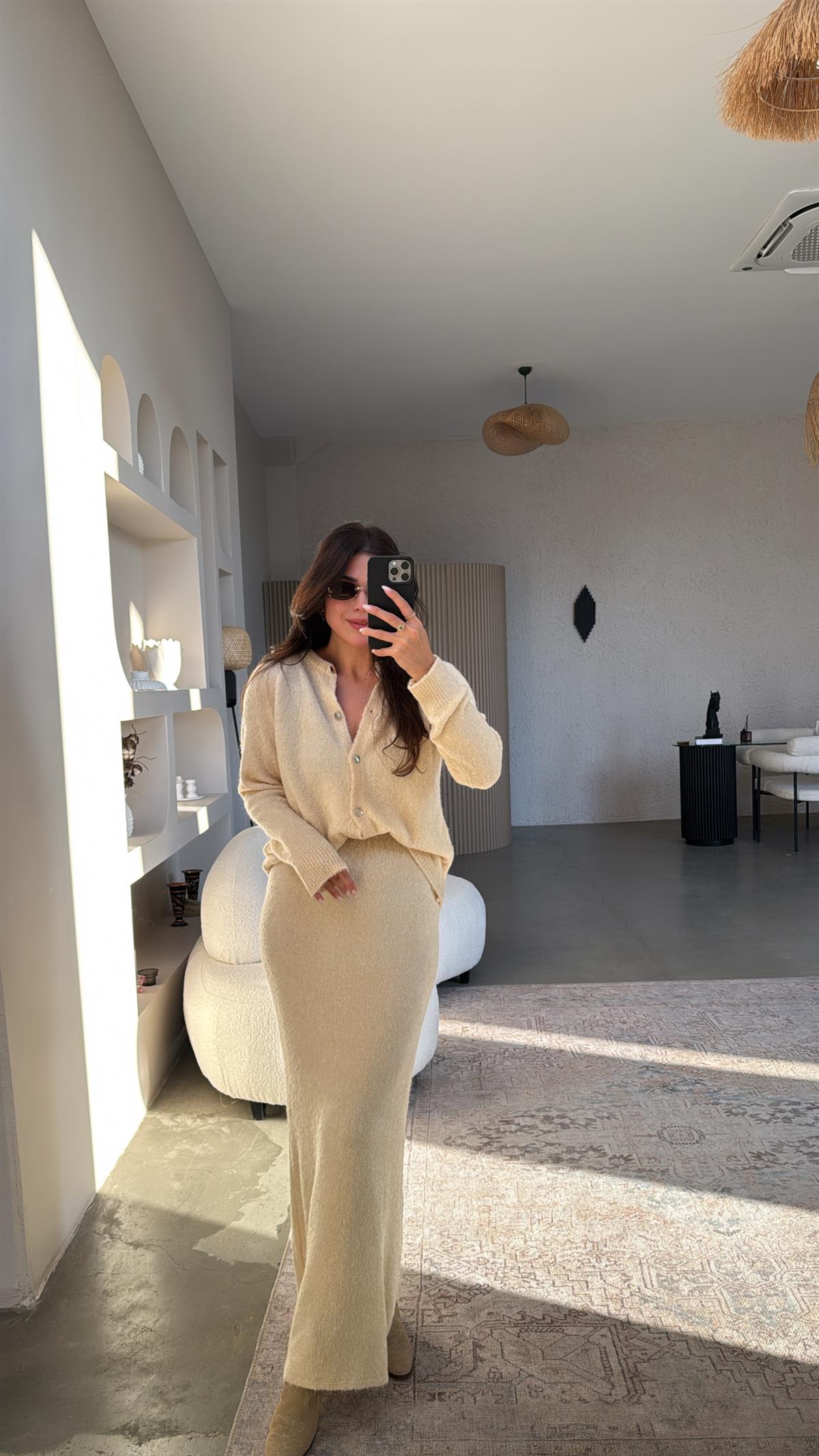 Vanilya Yumoş Hırka Maxi Etek Takım