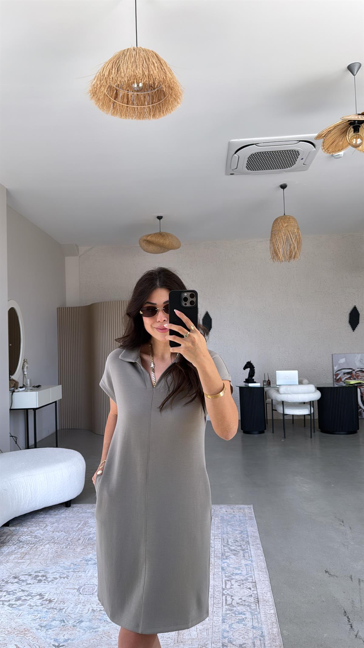 Vizon Polo Yaka Çımalı Elbise