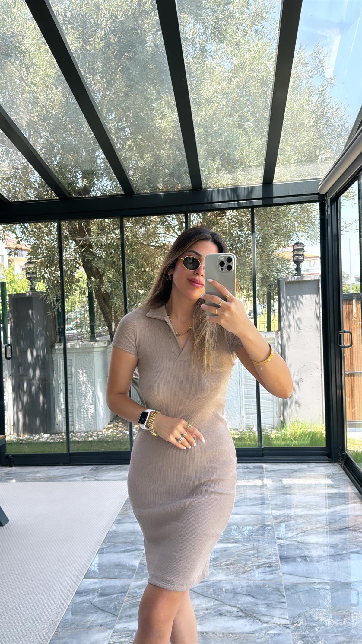 Vizon Yakalı Basic Elbise