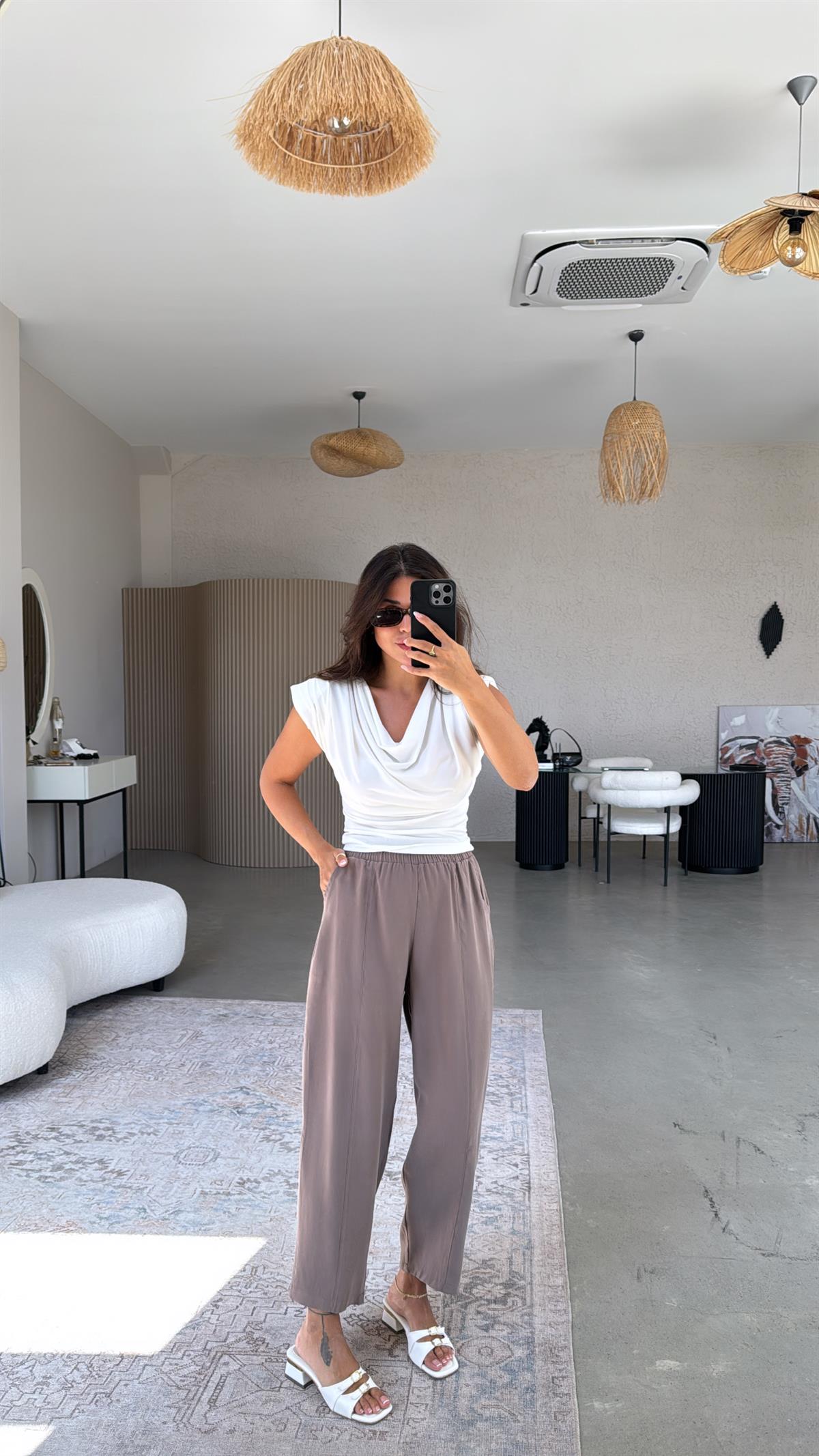 Vizon Yıkamalı Beli Lastikli Kumaş Pantolon