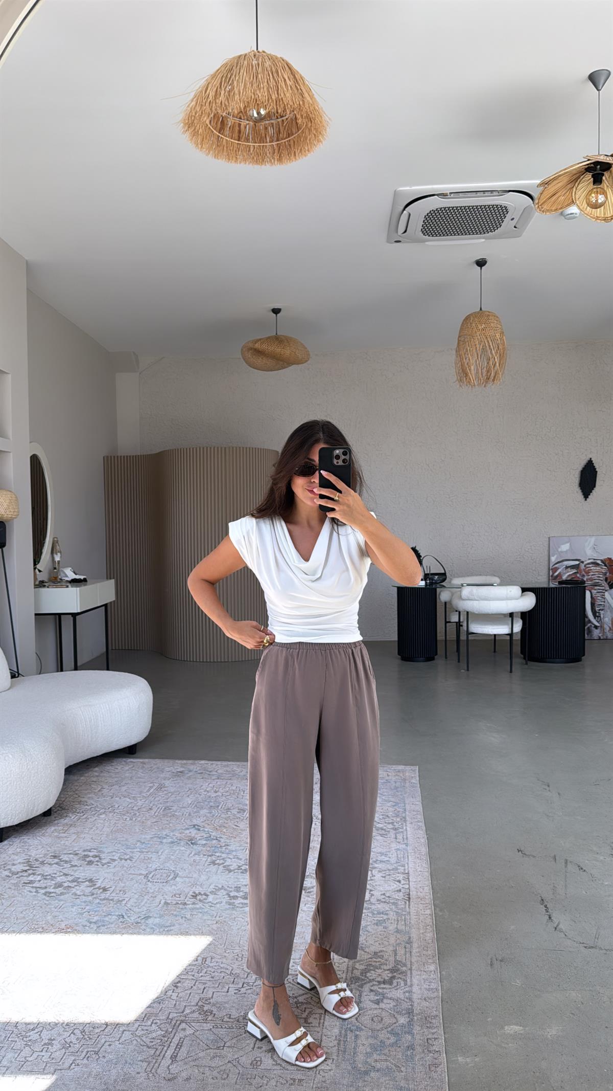 Vizon Yıkamalı Beli Lastikli Kumaş Pantolon