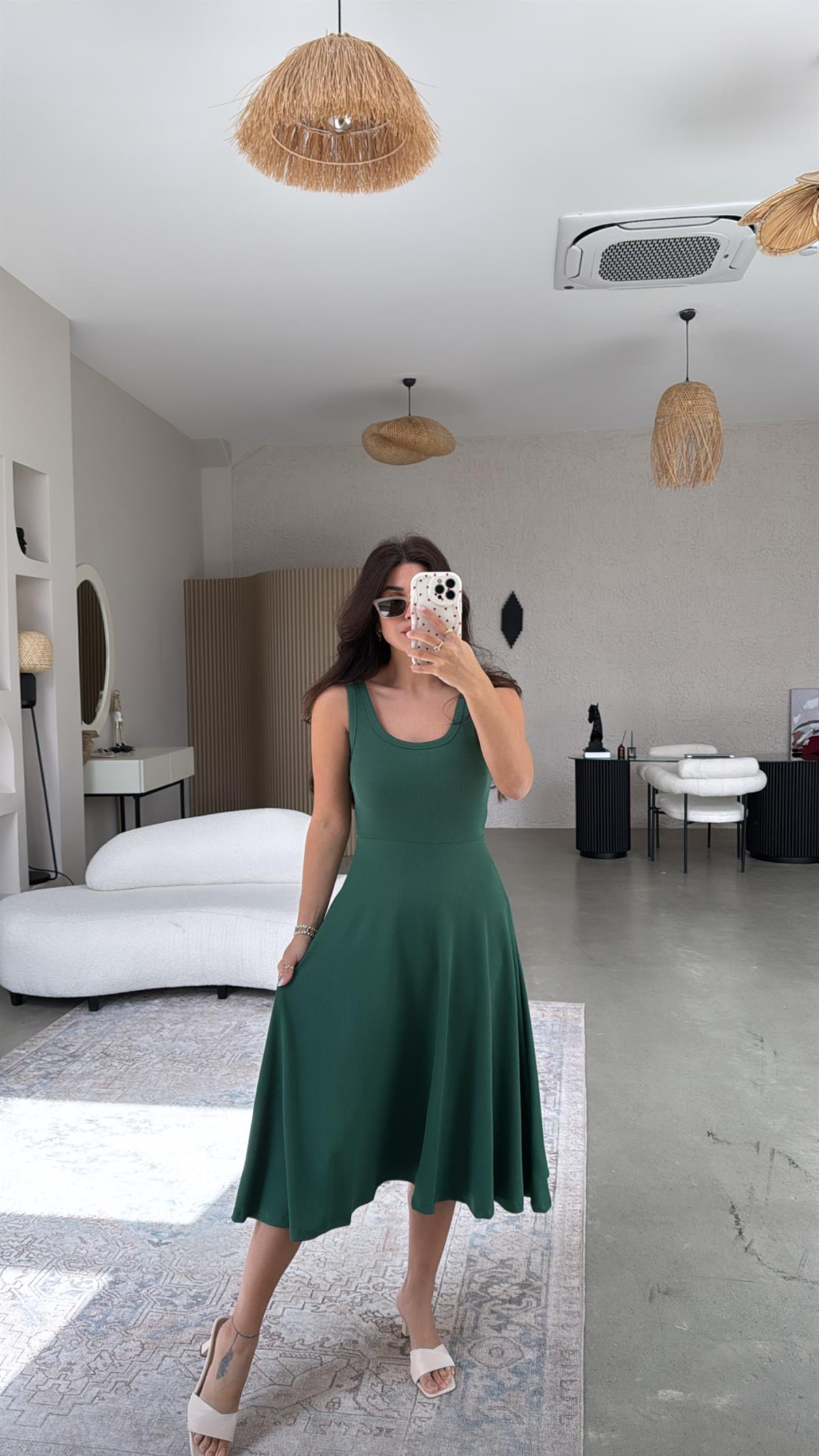 Yeşil Askılı Kaşkorse Elbise