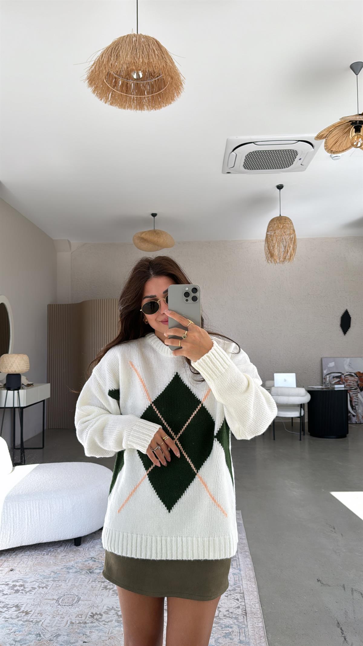 Yeşil Baklava Desenli Mng Kazak