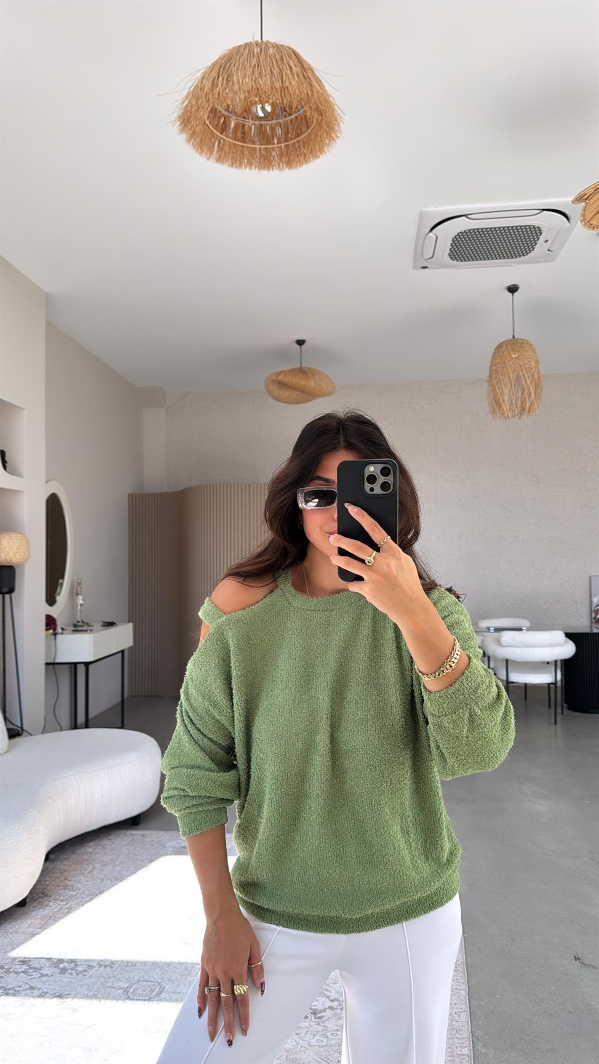 Yeşil Dokulu Omuz Detaylı Triko