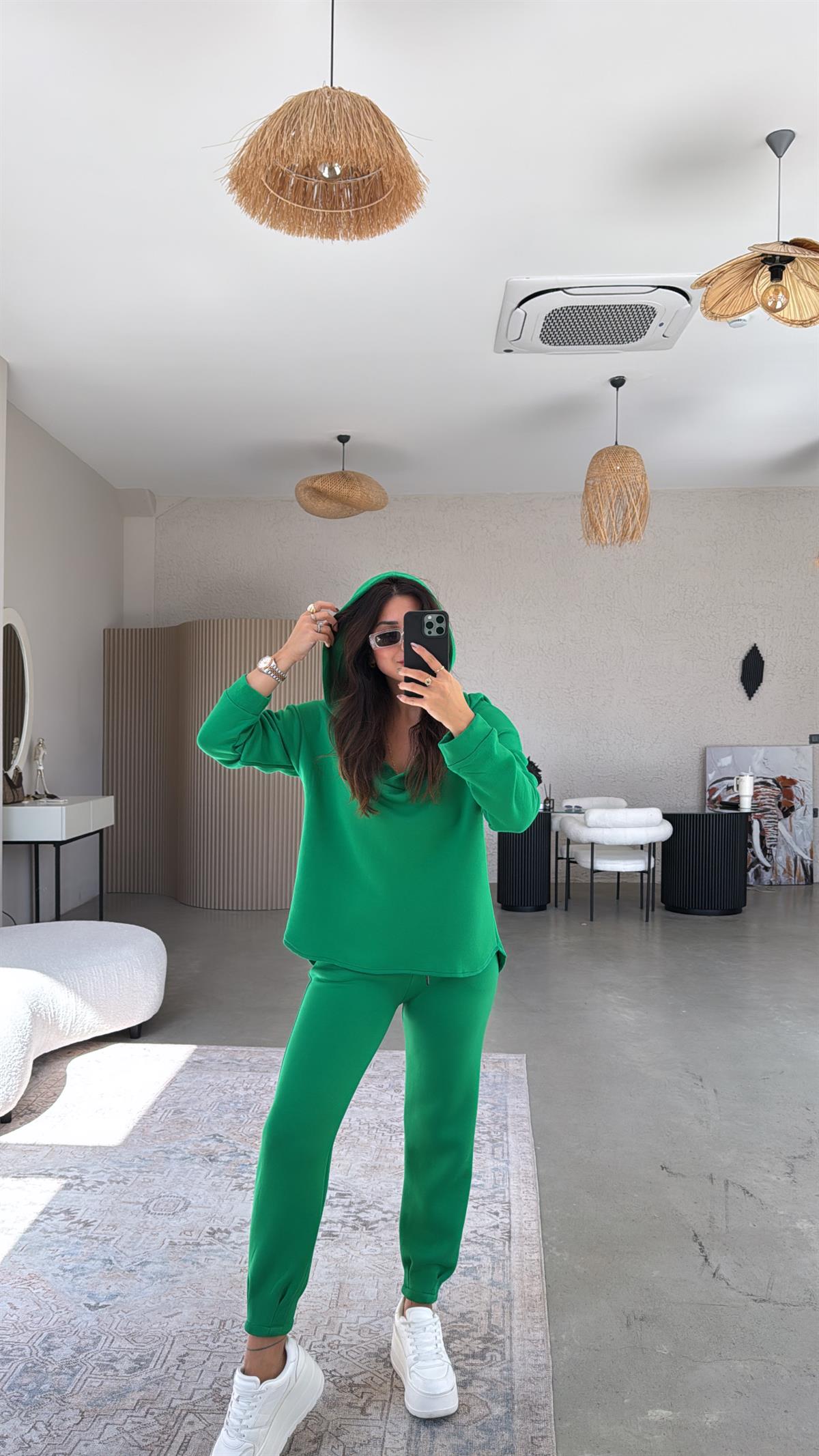 Yeşil Kapüşonlu Pens Detaylı Takım