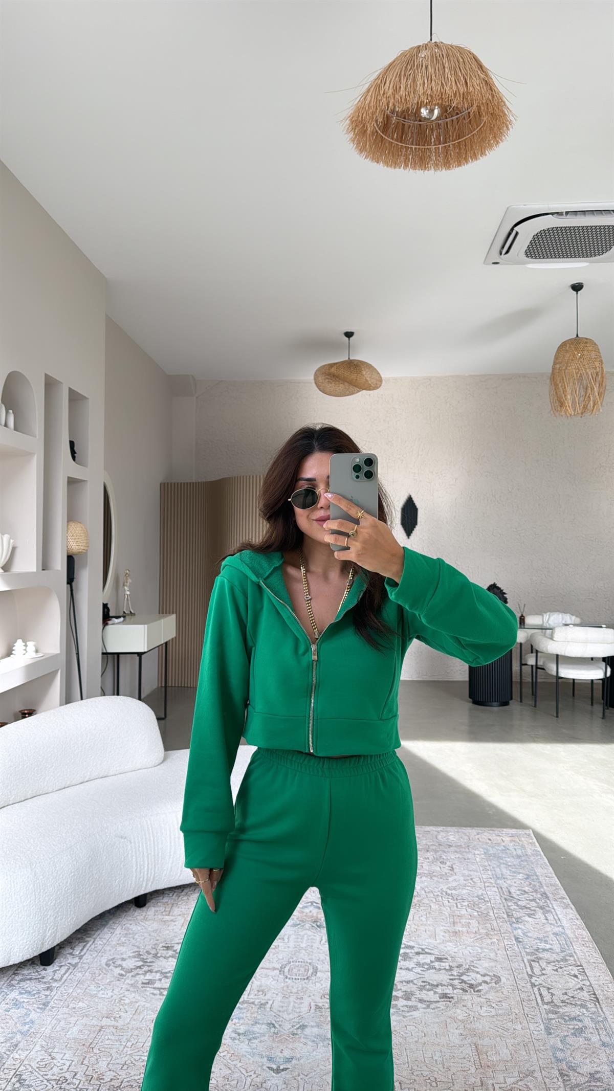 Yeşil Paça Fermuarlı Eşofman Takımı