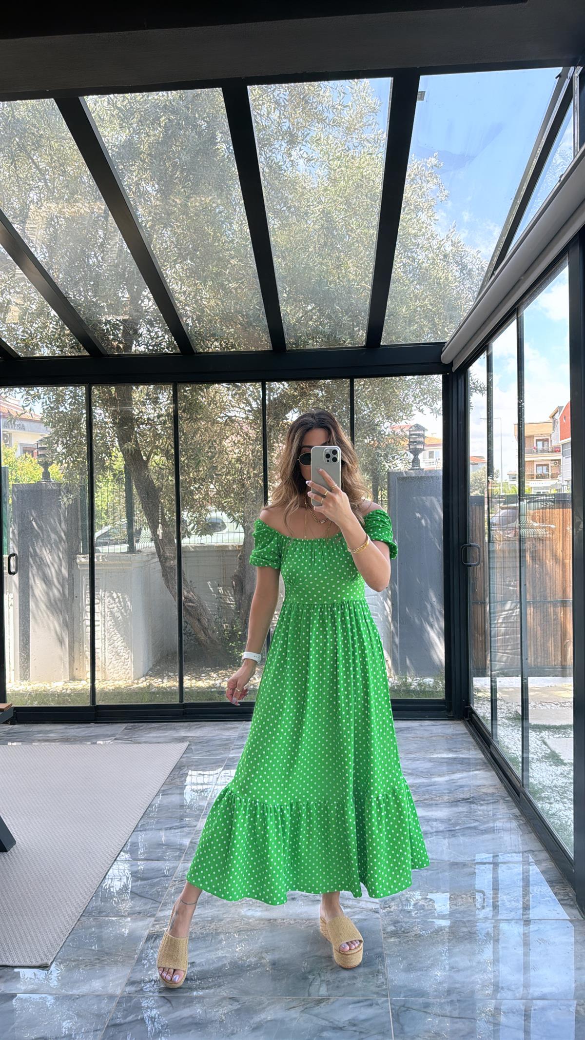 Yeşil Puanlı Elbise