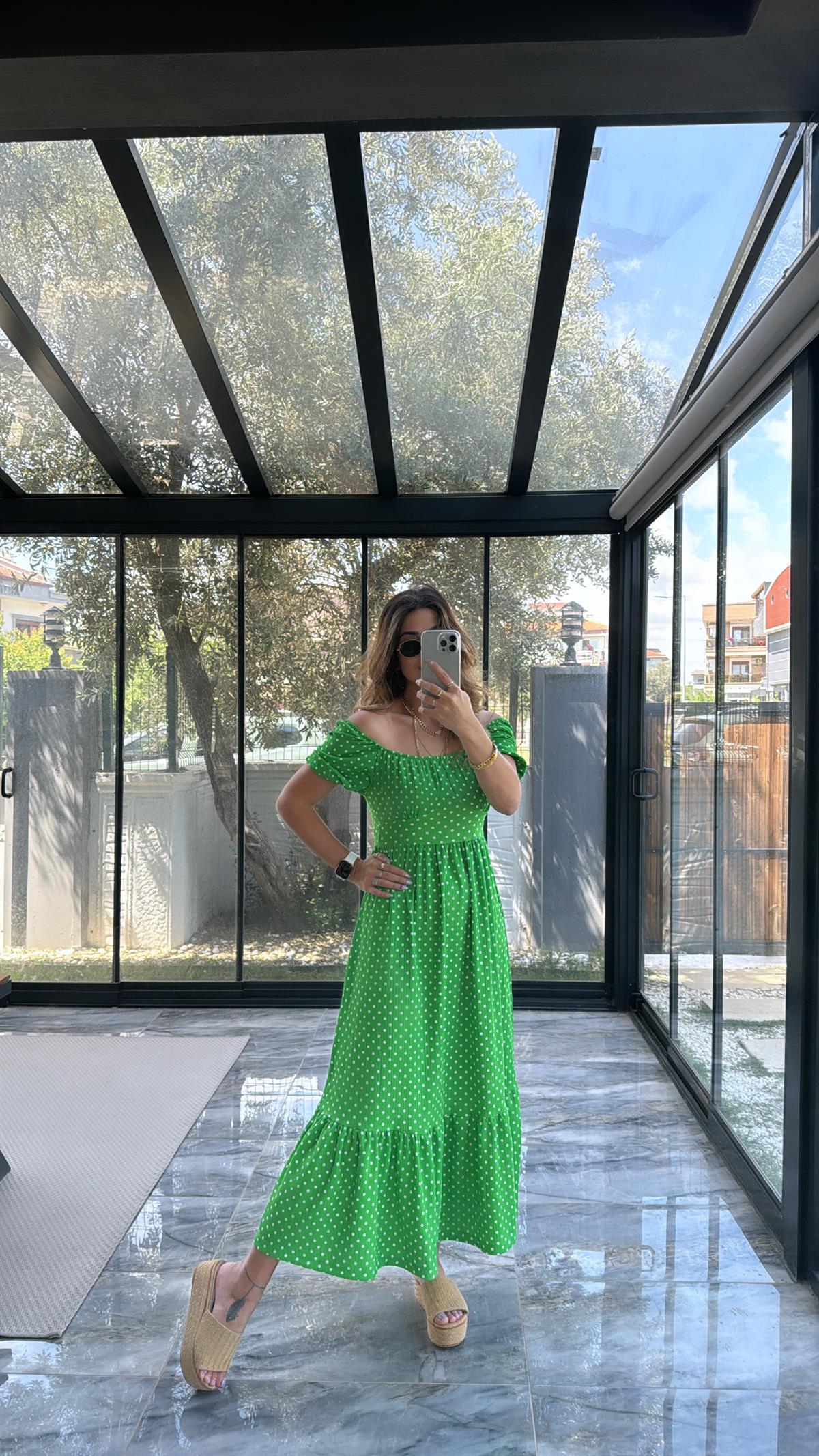 Yeşil Puanlı Elbise