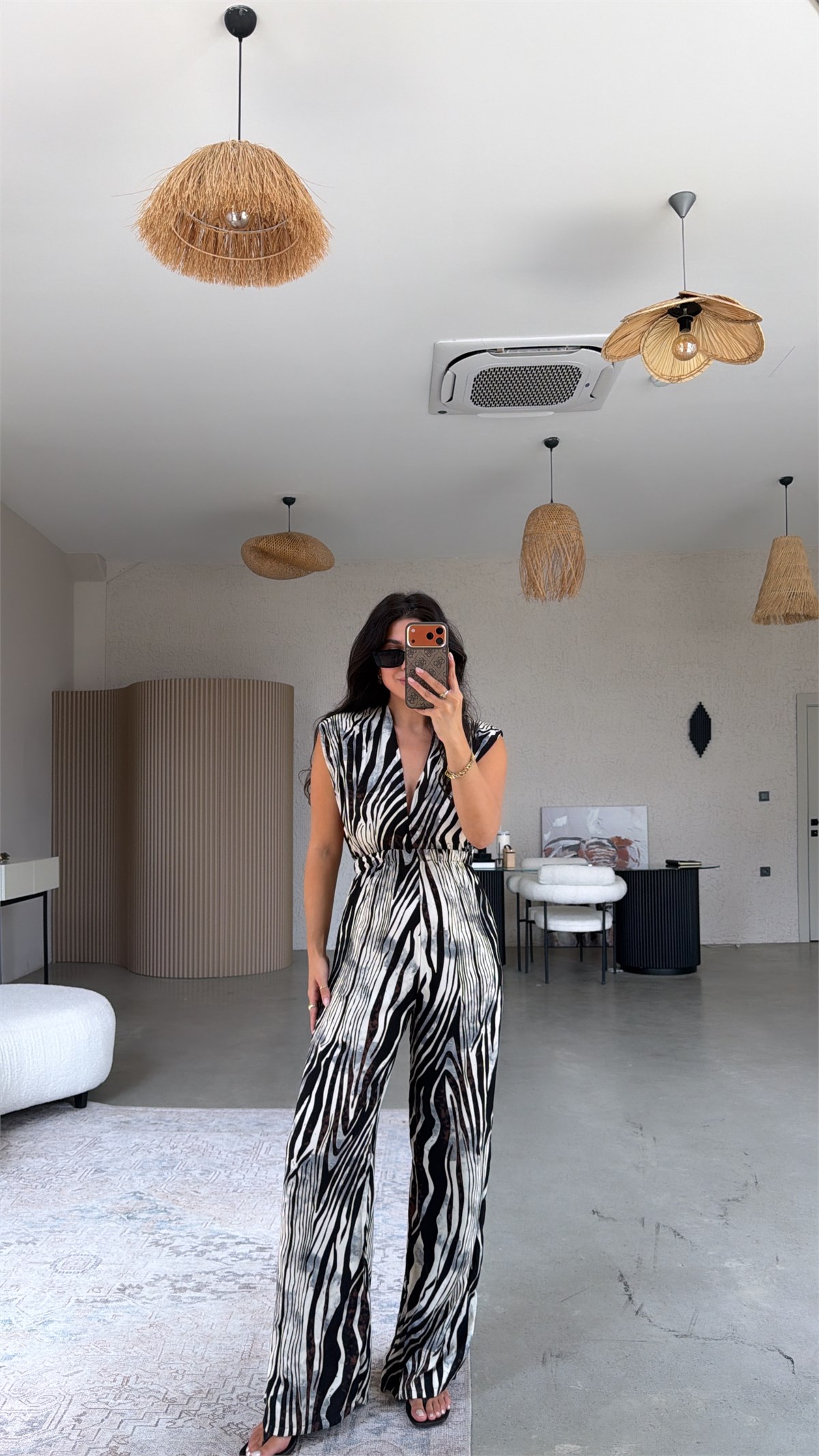 Zebra Desenli Viskon Tulum