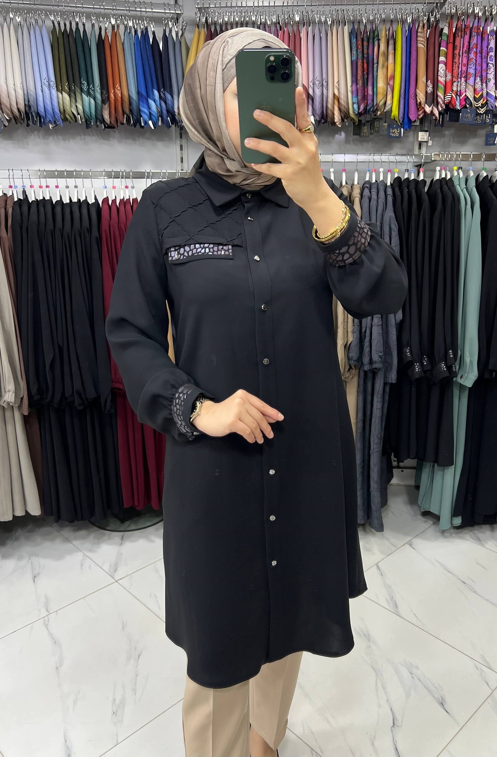 1203 Hennur Tunik SİYAH
