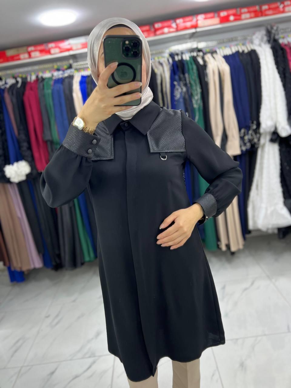 1115 Hennur  Tunik SİYAH