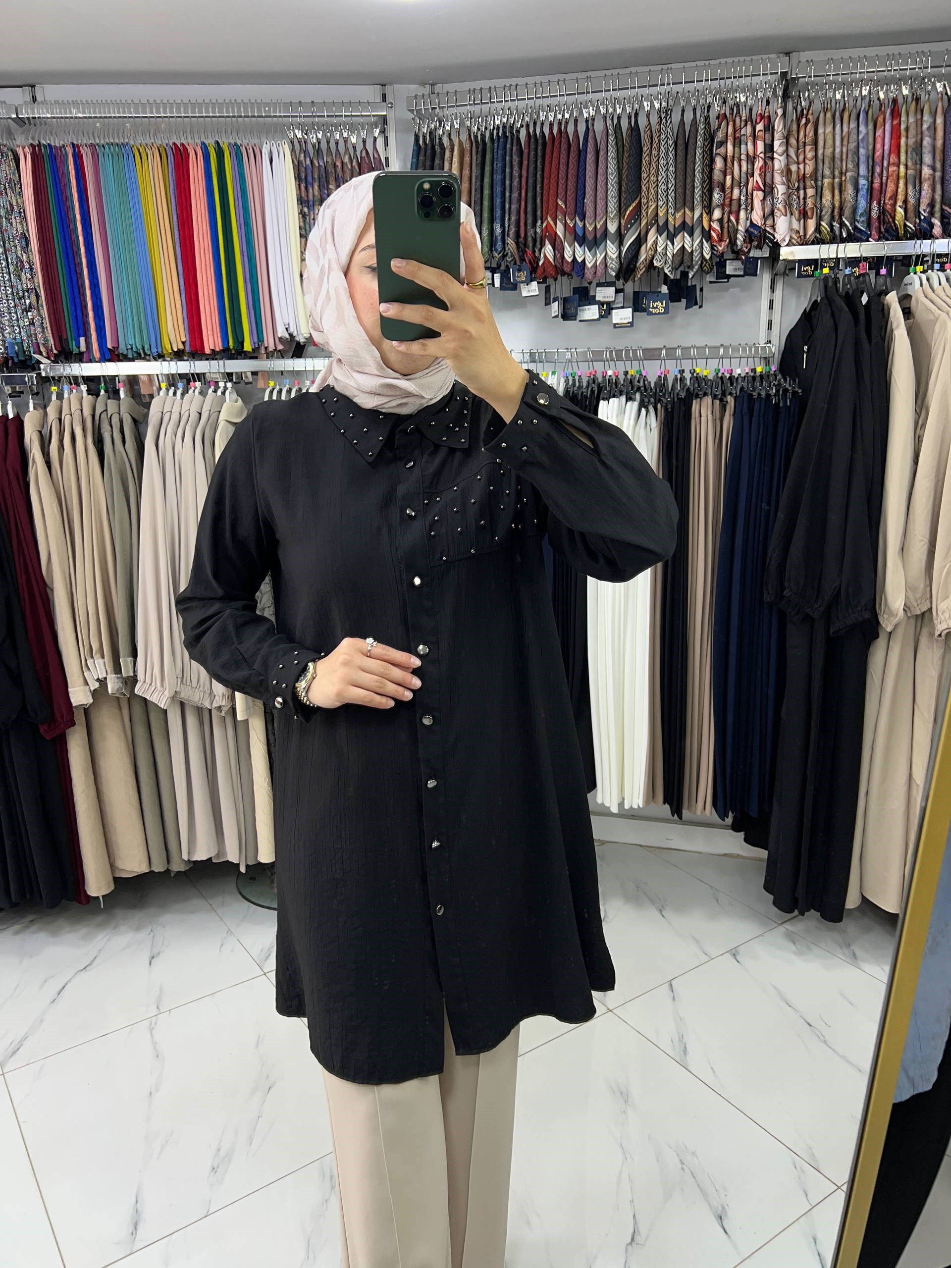 7087 Şura Çilek Kumaş Tunik SİYAH