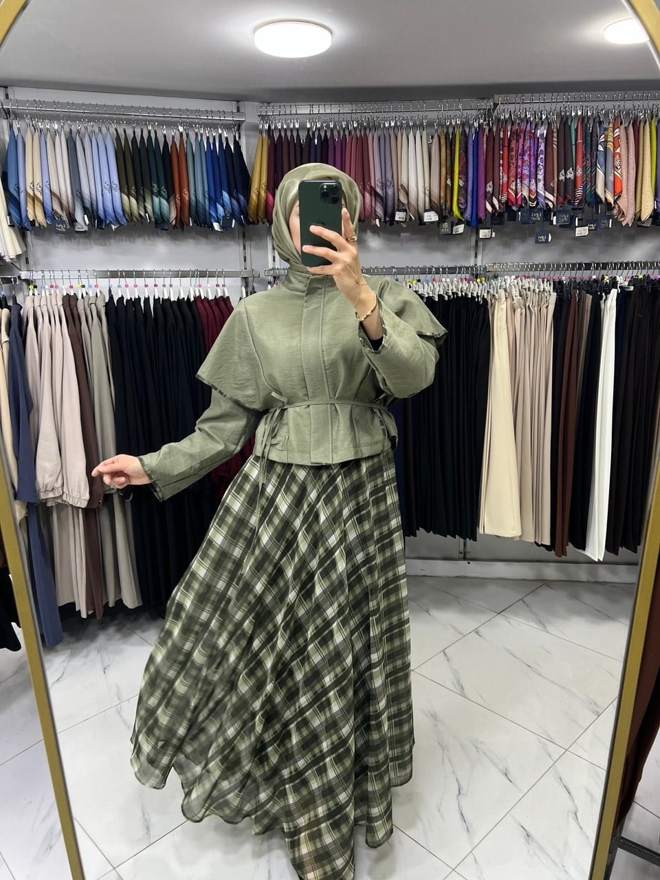 8362 Ahel Desenli Etek  Takım YEŞİLİ