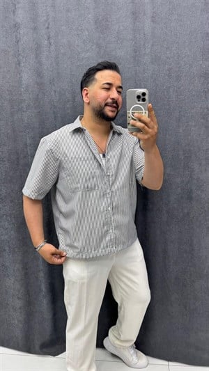 Crop Kesim Tek Cep Oversize Gömlek Siyah