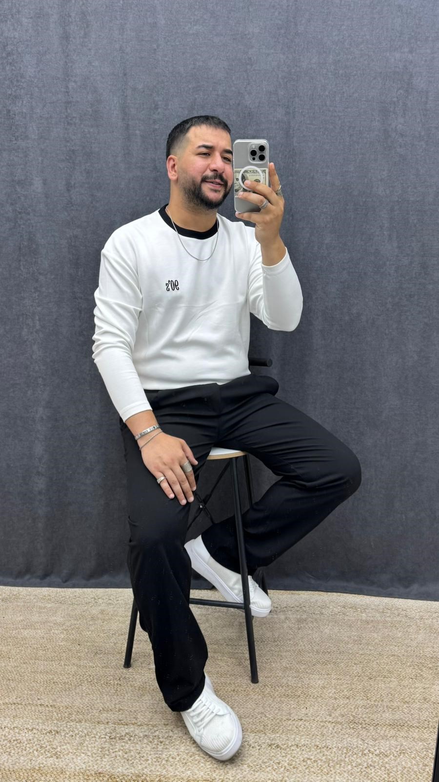 90 Nakışlı Yaka Detaylı Oysh Kumaş Ful Likralı Sweat Beyaz Siyah